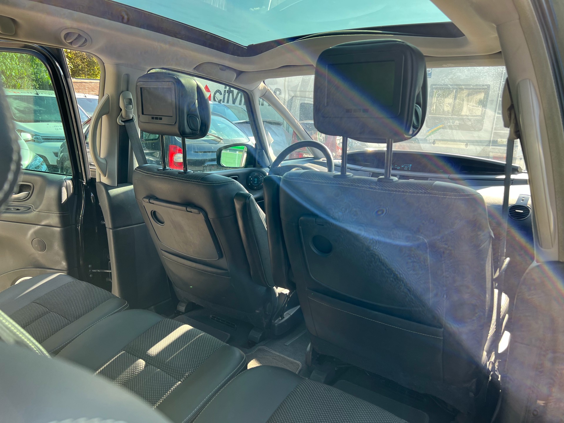 RENAULT Espace 2.0 dCi Dynamique Automatic-image-12