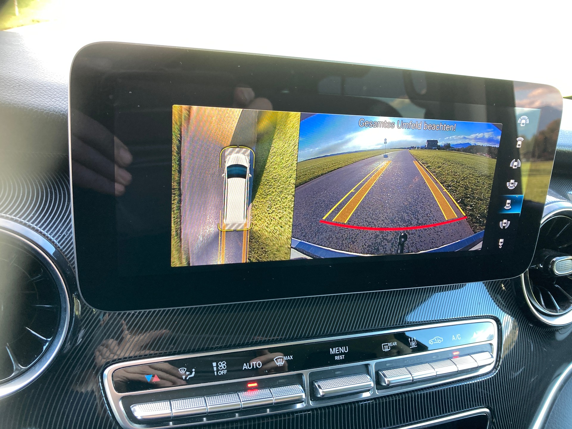 MERCEDES-BENZ V 220 d Trend lang 9G-Tronic-image-13