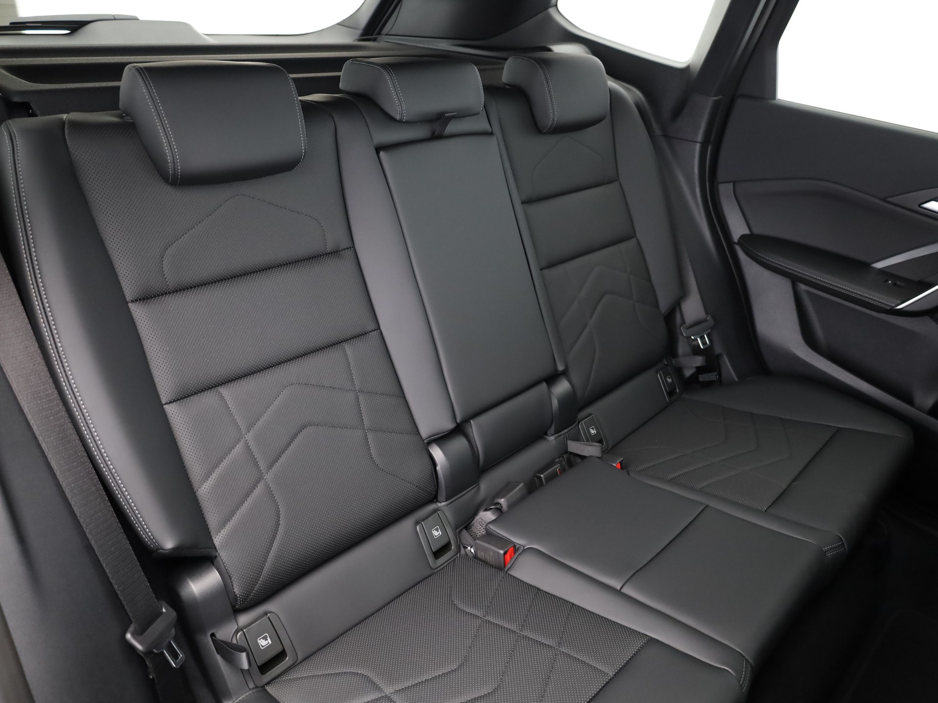BMW X1 sDr 20i 48V M Sport-image-13