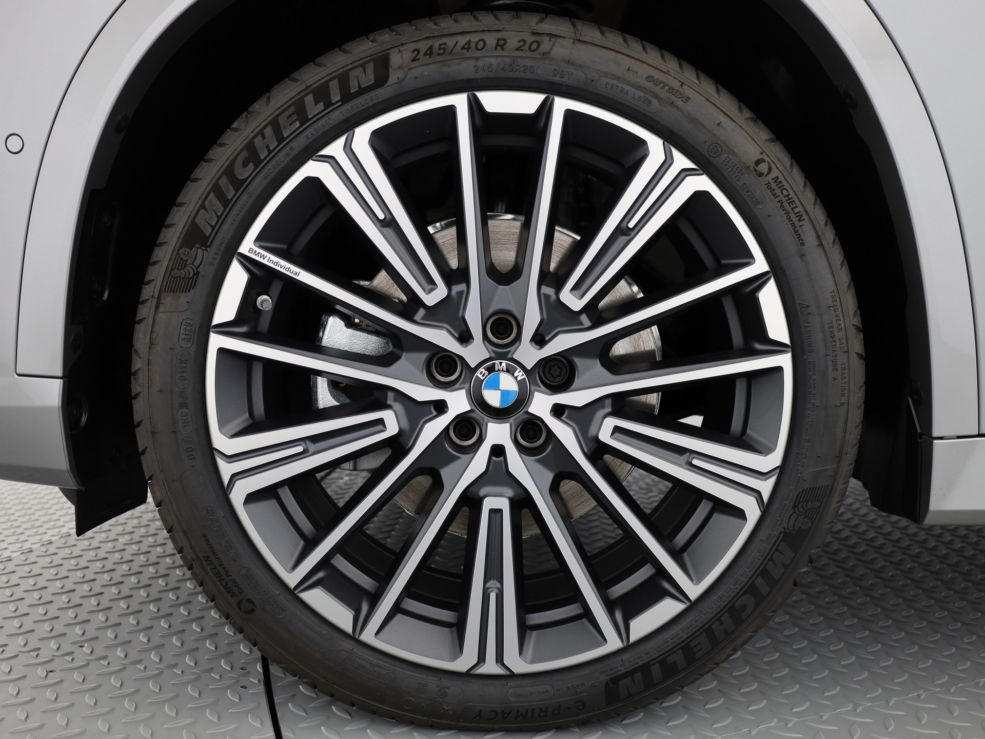 BMW X1 sDr 20i 48V M Sport-image-22