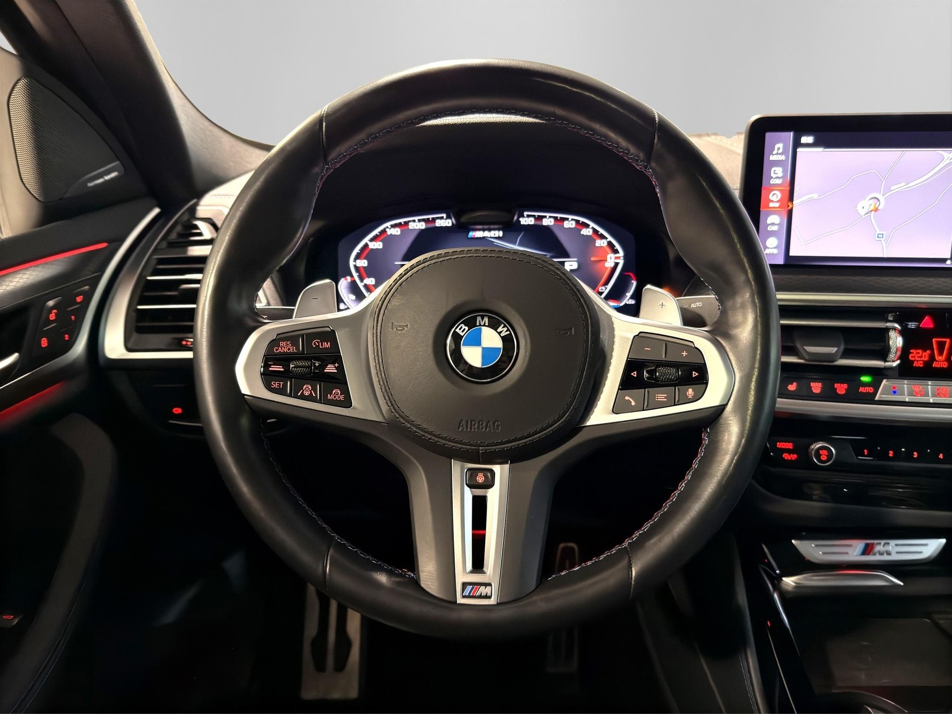 BMW X4 M40i-image-11