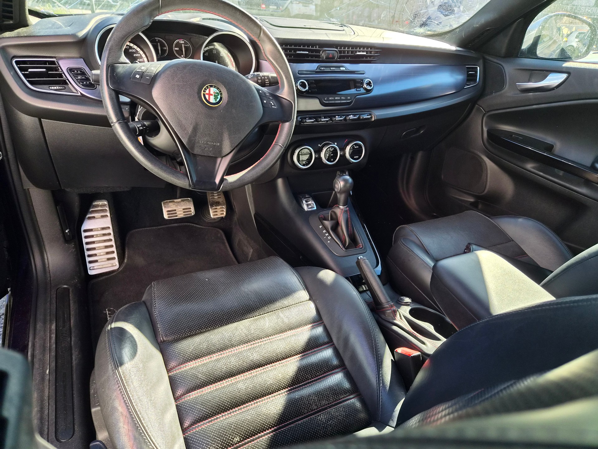 ALFA ROMEO Giulietta 1.4 MultiAir Distinctive TCT-image-6