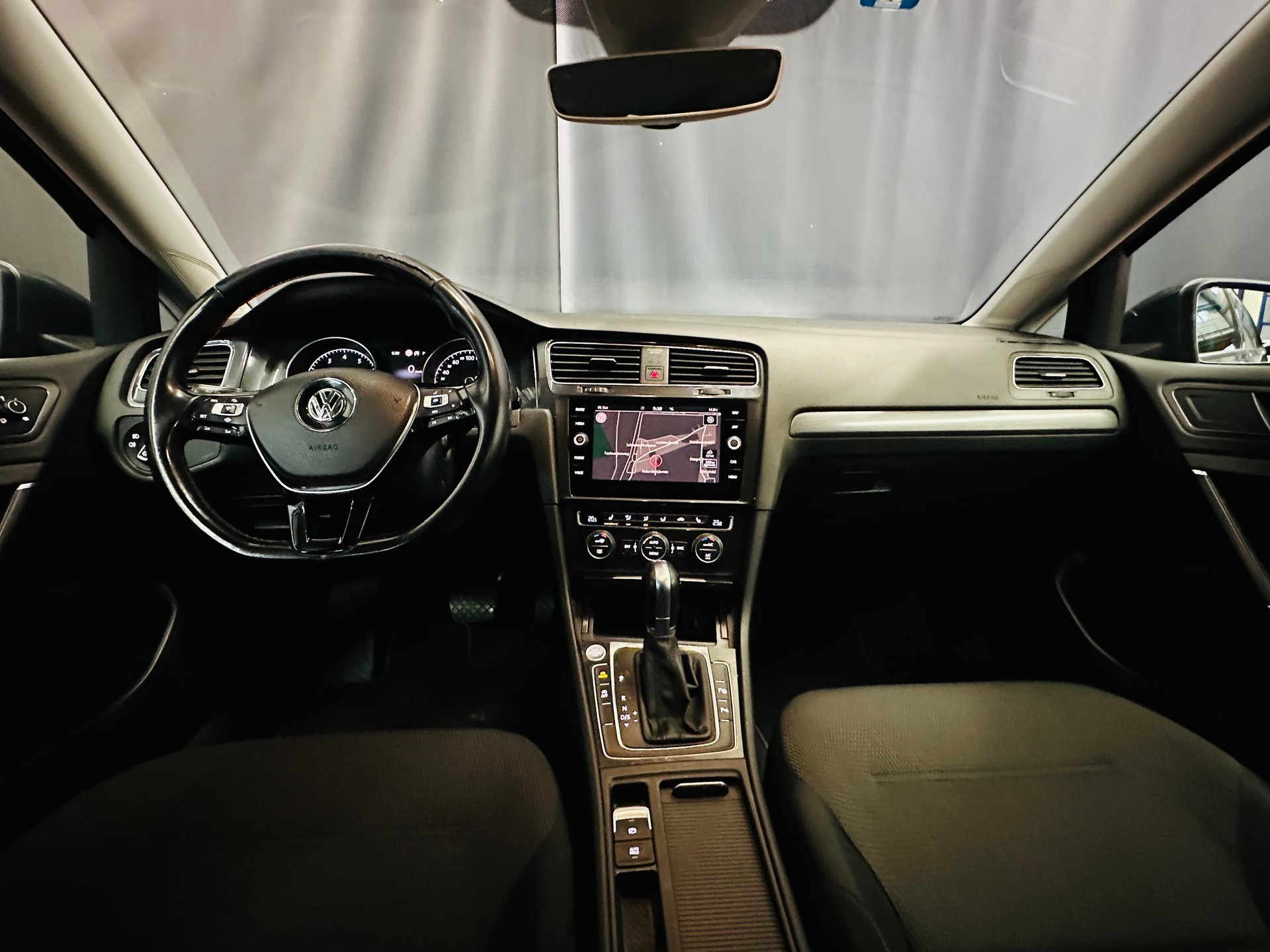 VW Golf 1.5 TSI EVO Highline DSG-image-13