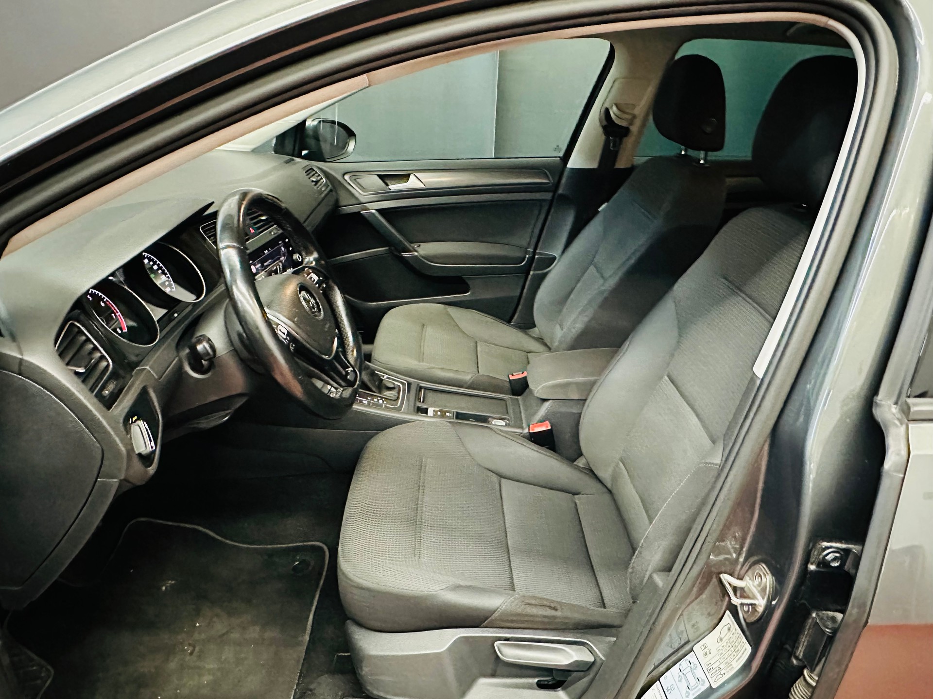 VW Golf 1.5 TSI EVO Highline DSG-image-14