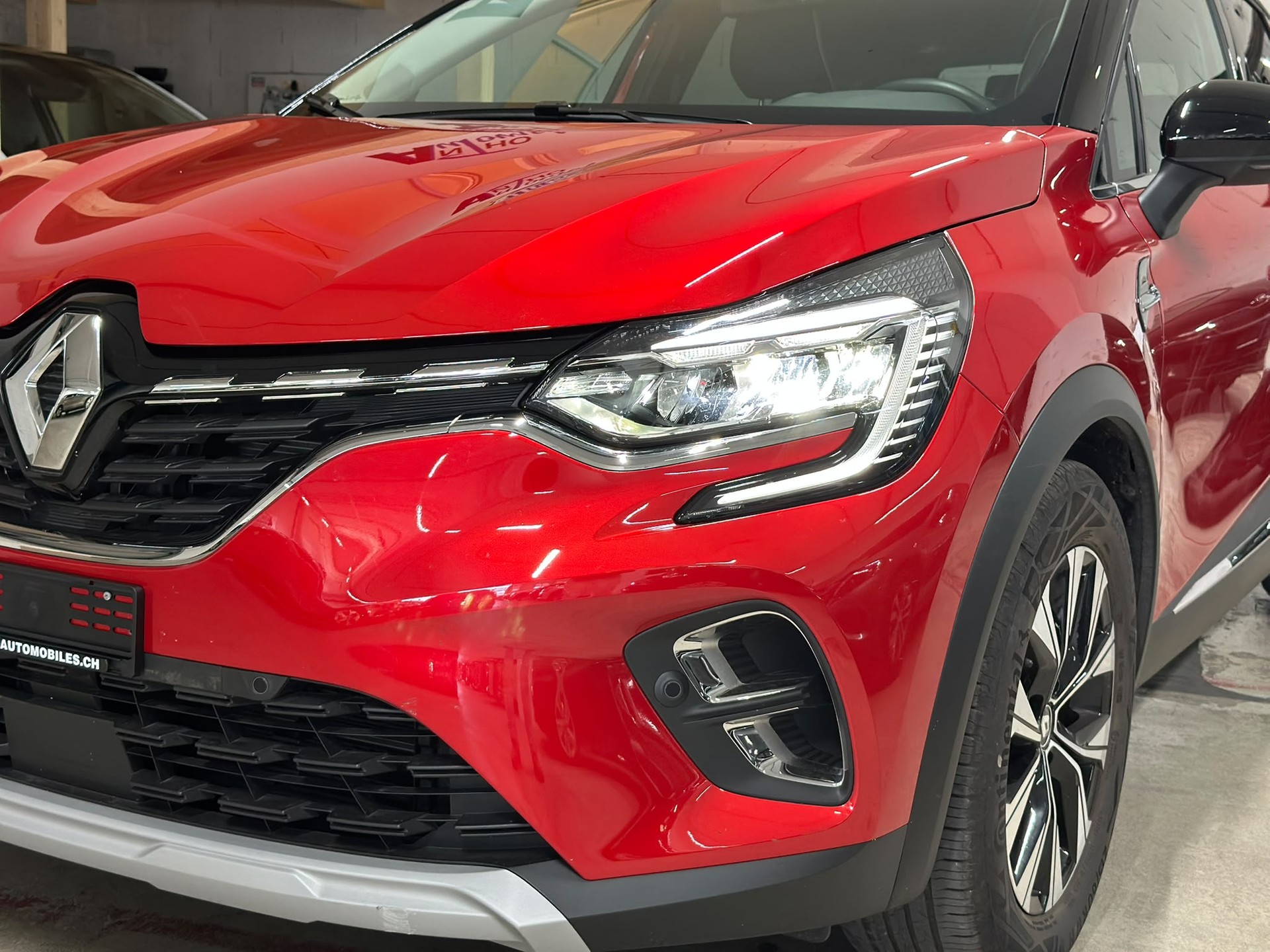 RENAULT Captur 1.6 E-Tech 145 E-Tech Engineered DHT-image-7