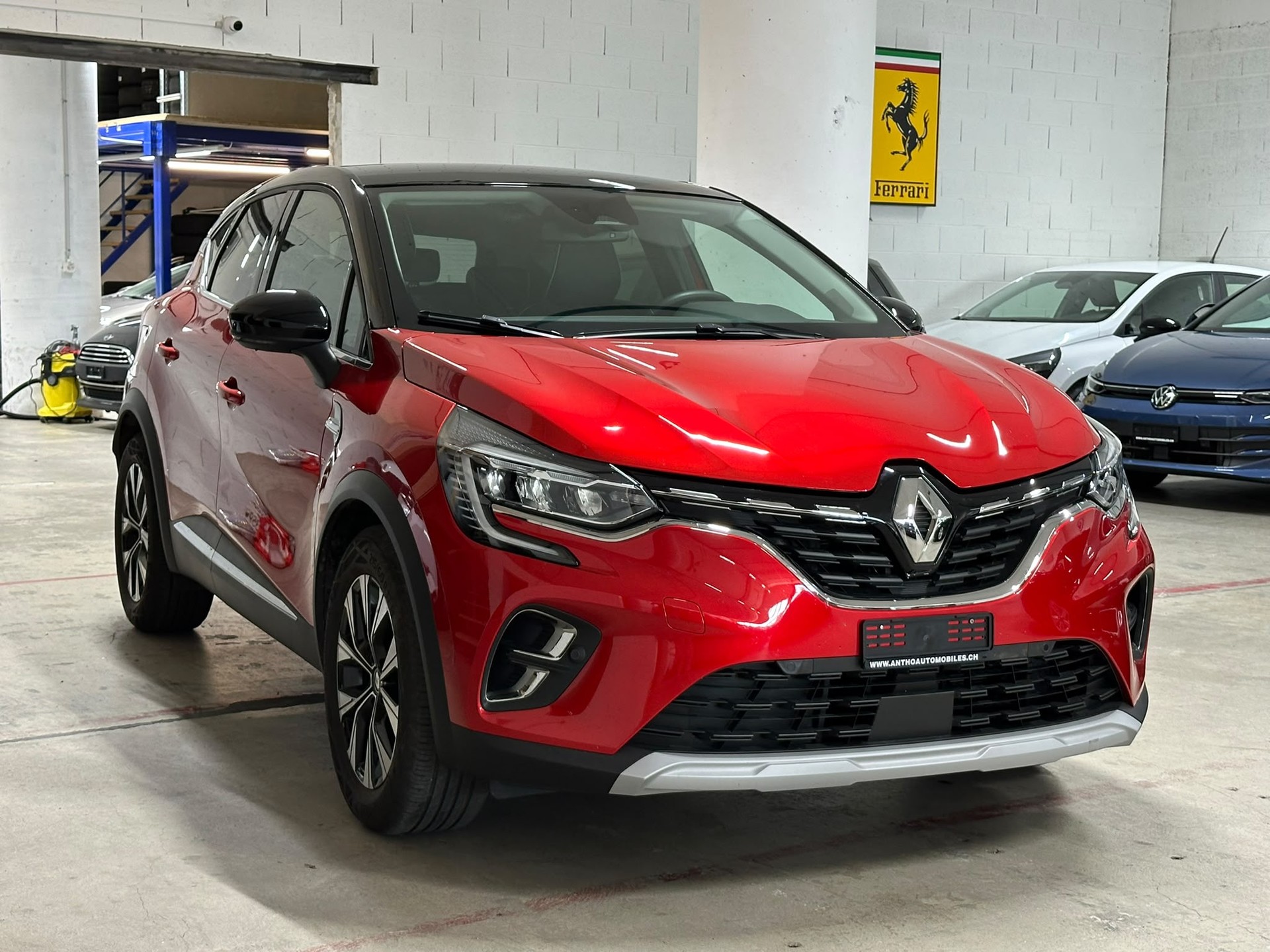 RENAULT Captur 1.6 E-Tech 145 E-Tech Engineered DHT-image-2