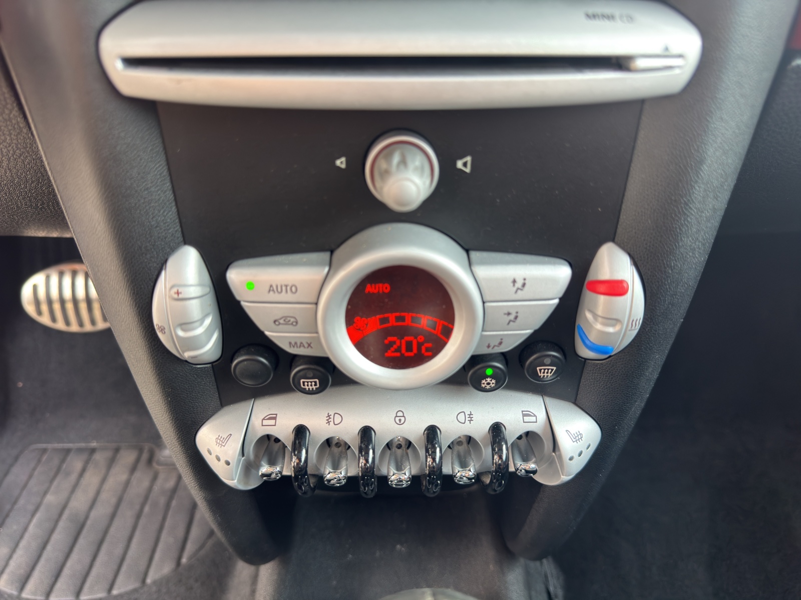 MINI Cooper S Steptronic-image-16