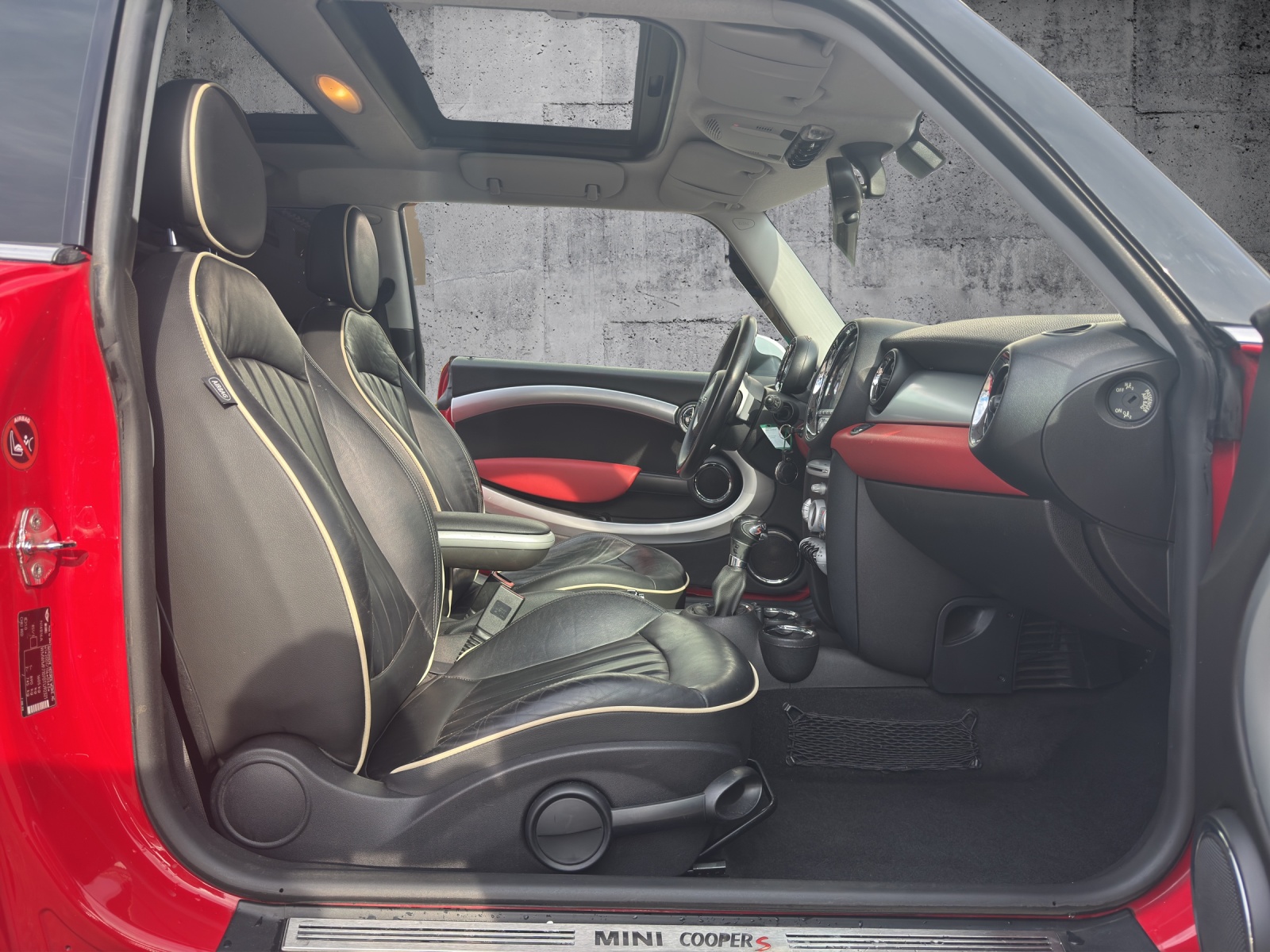 MINI Cooper S Steptronic-image-11