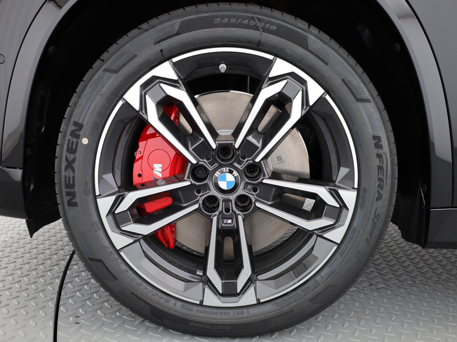 BMW iX1 U11 30 xDrive-image-6