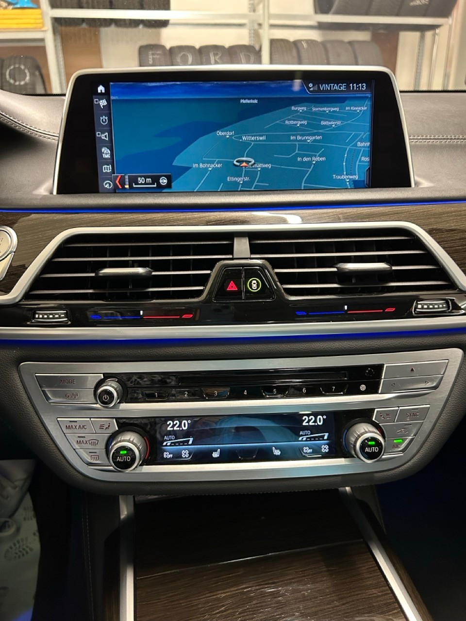 BMW 730d xDrive Steptronic-image-13