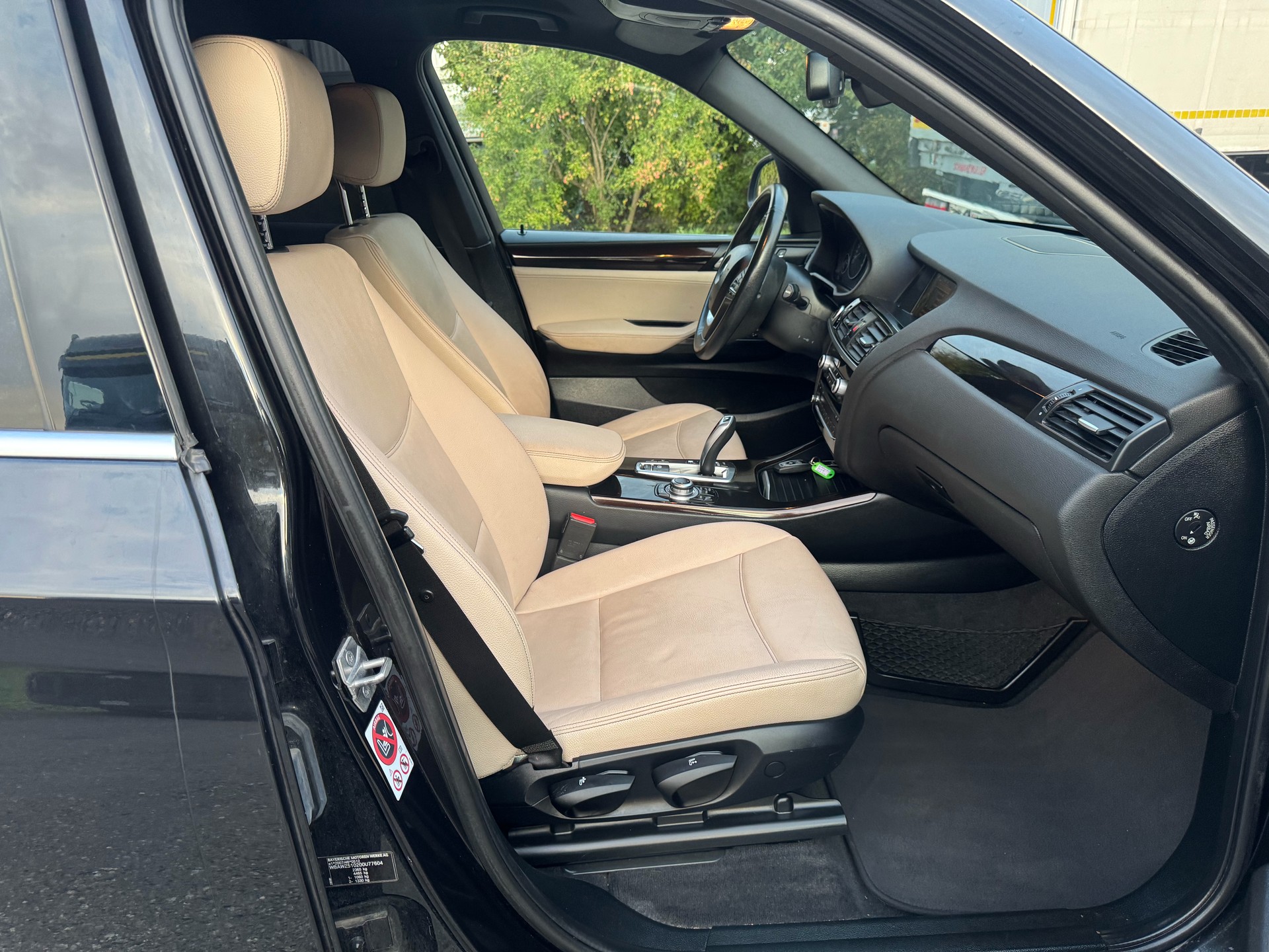 BMW X3 xDrive 20d Steptronic-image-10
