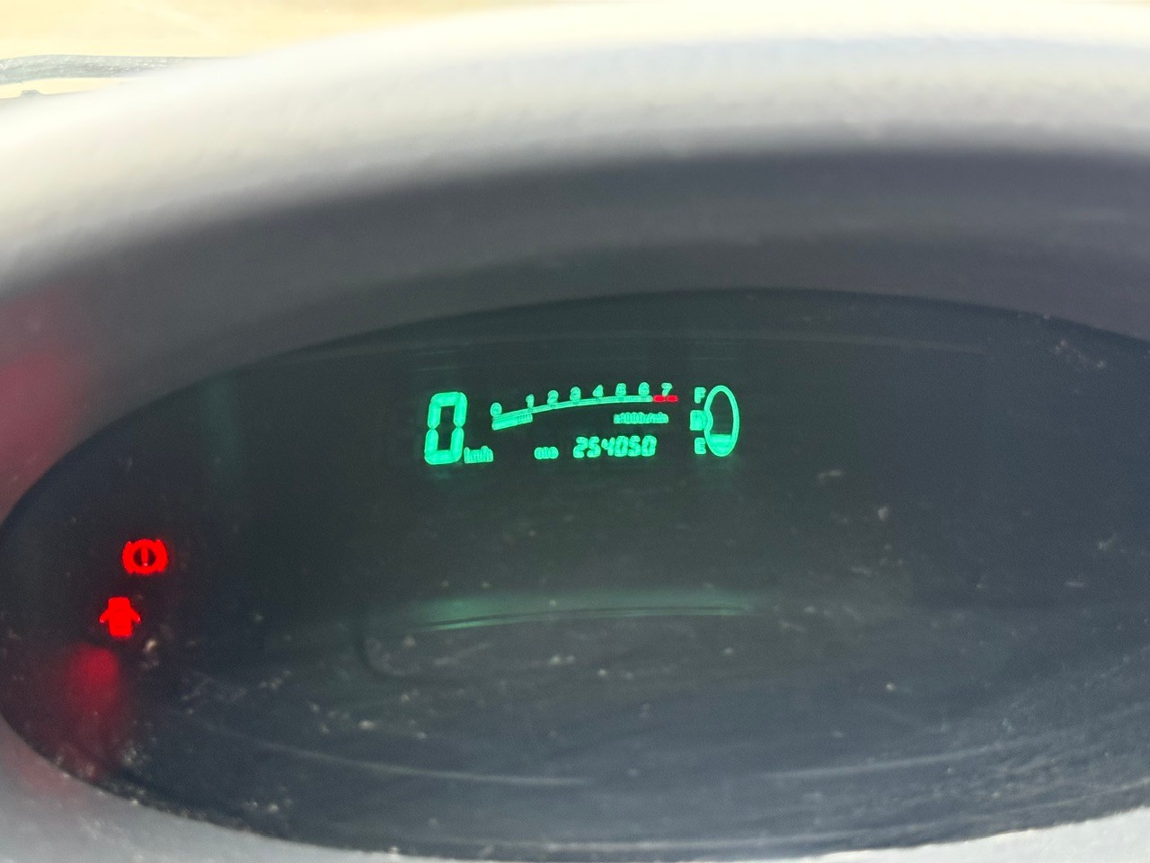 TOYOTA Yaris 1.3 Linea Luna-image-14