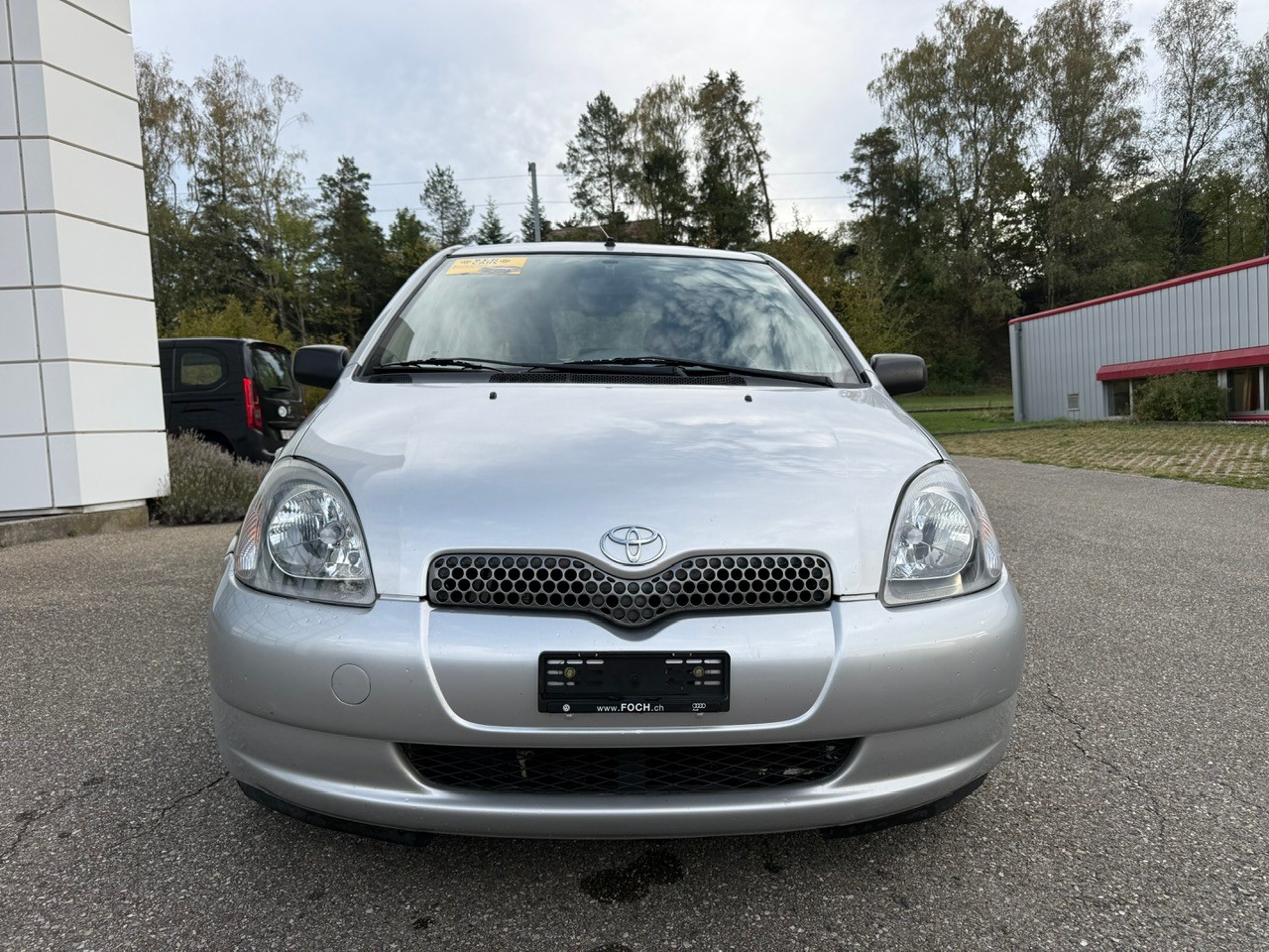 TOYOTA Yaris 1.3 Linea Luna-image-0