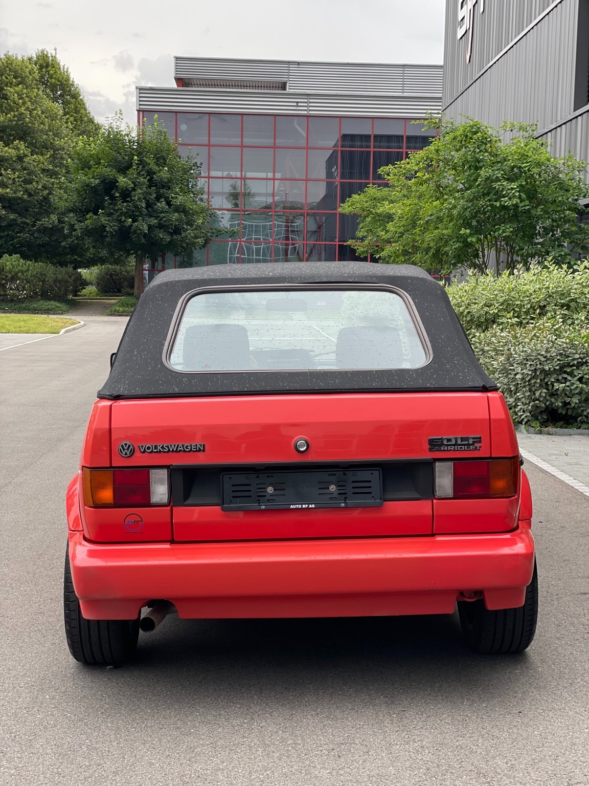 VW Golf Cabriolet 1800 Fashion-Line/Young-Line-image-10