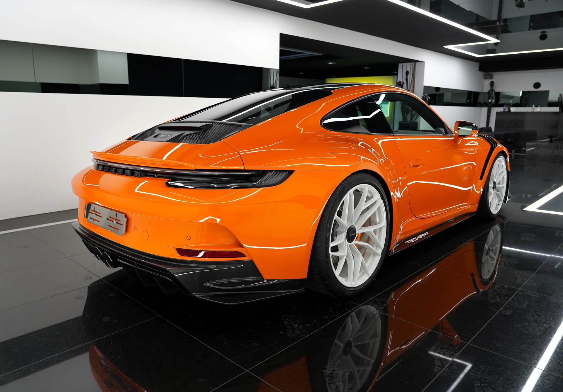 PORSCHE 911 GT3 Touring PDK GT3-image-3