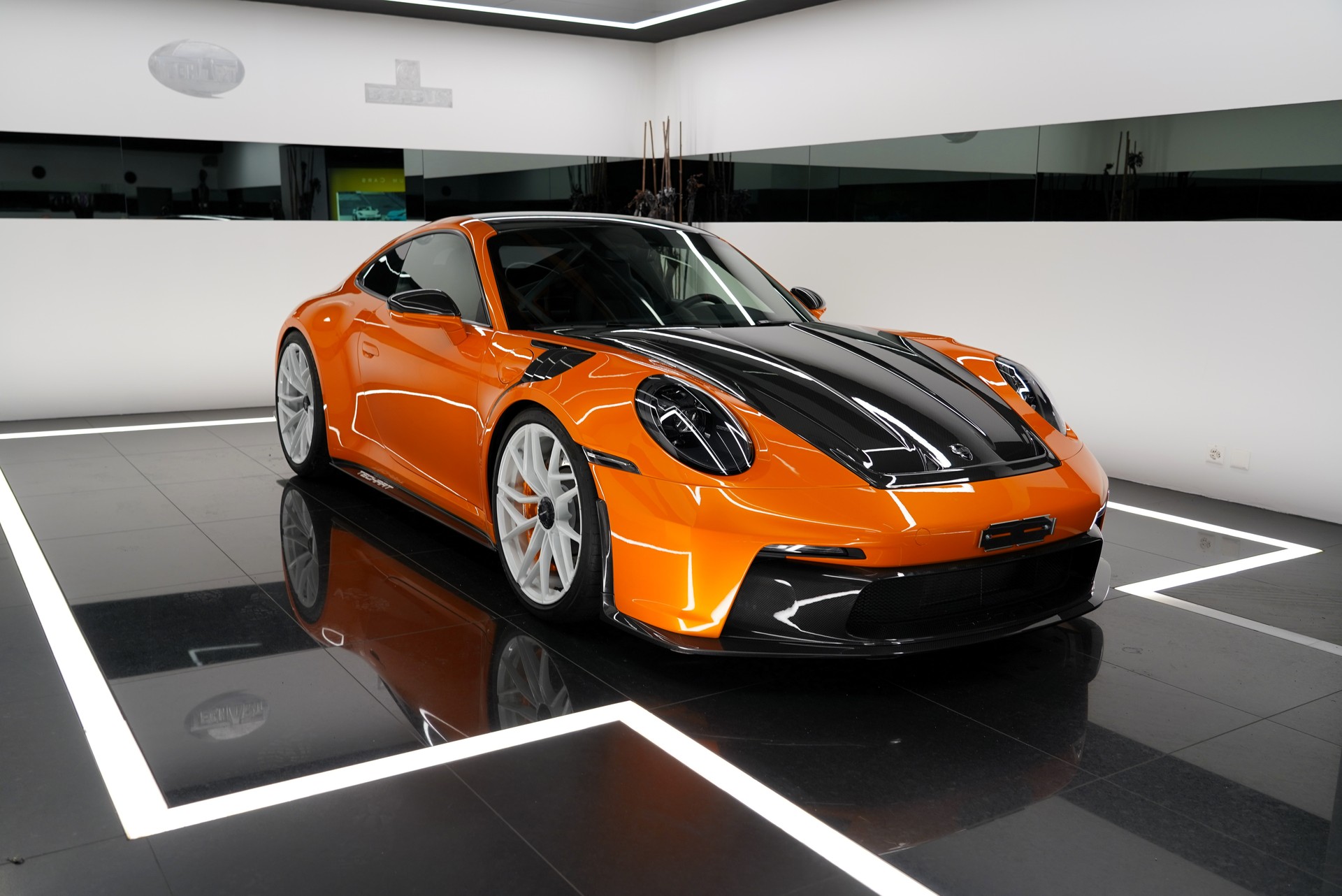 PORSCHE 911 GT3 Touring PDK GT3-image-1
