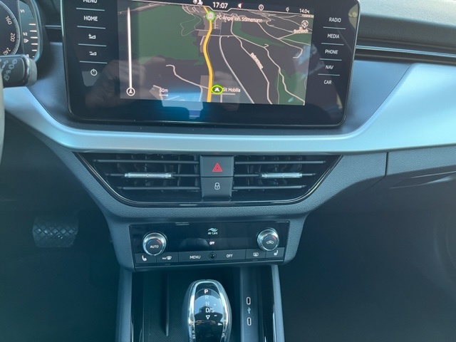 SKODA Kamiq 1.0 TSI Ambition DSG-image-10