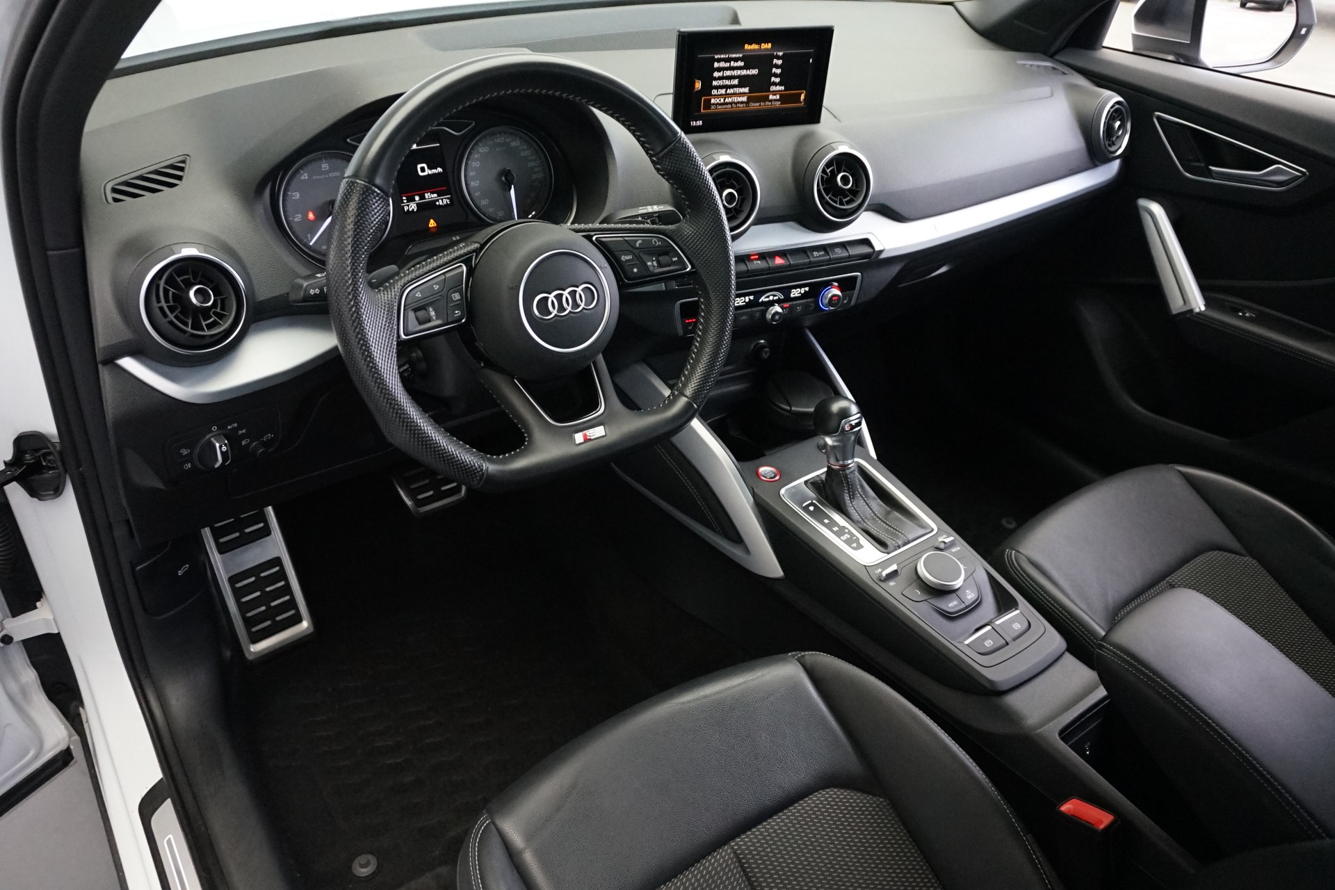AUDI SQ2 TFSI quattro-image-18