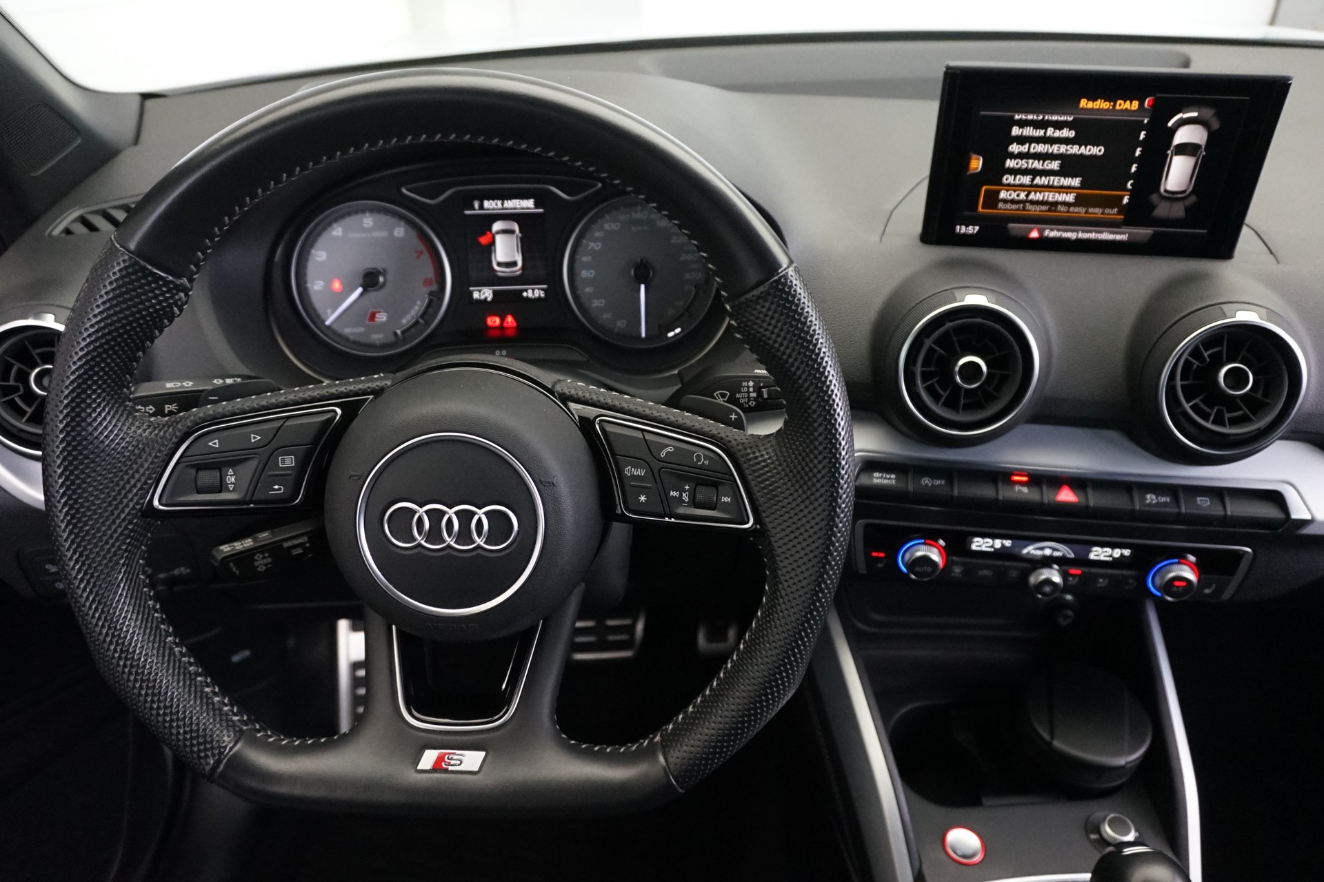 AUDI SQ2 TFSI quattro-image-17