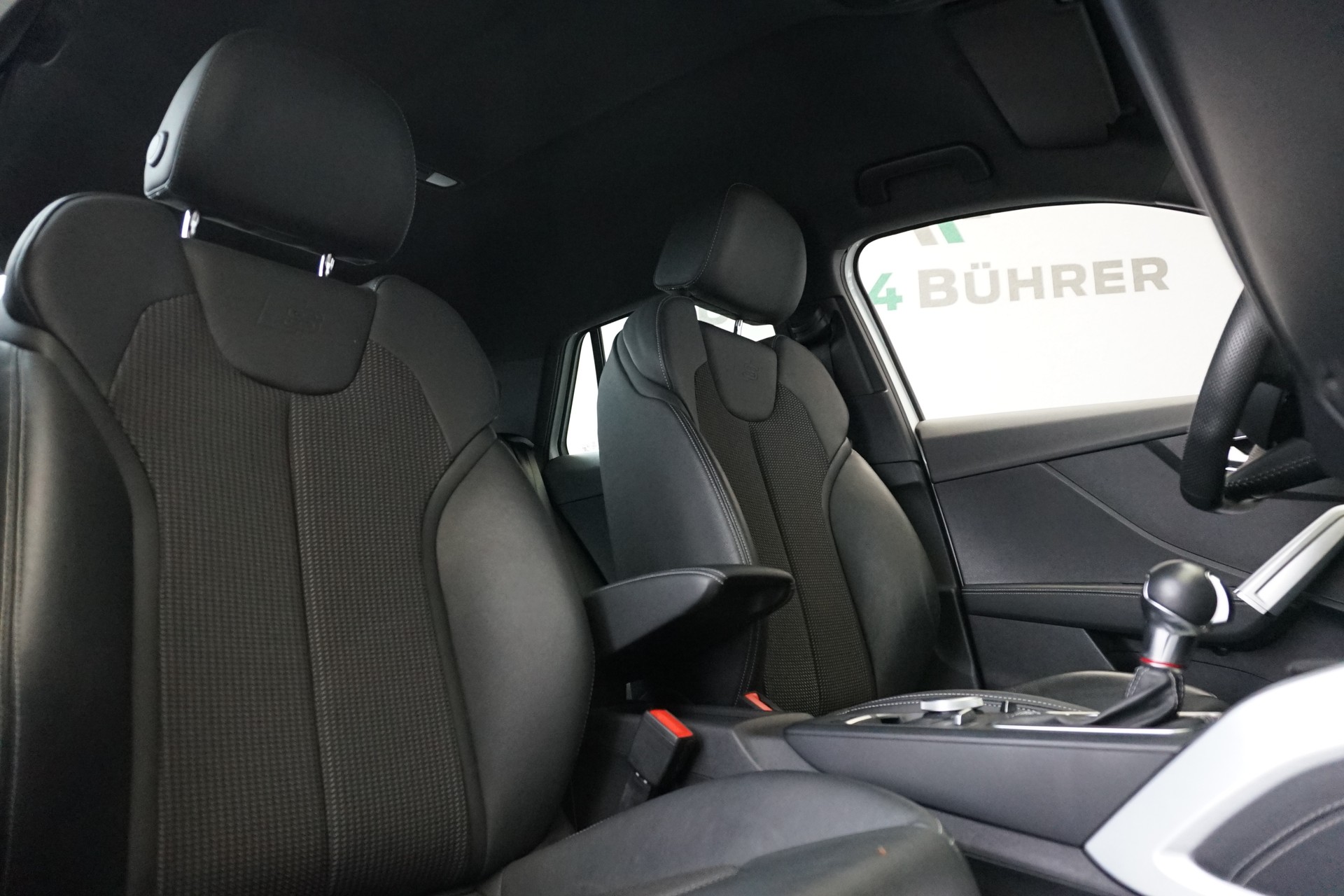 AUDI SQ2 TFSI quattro-image-20