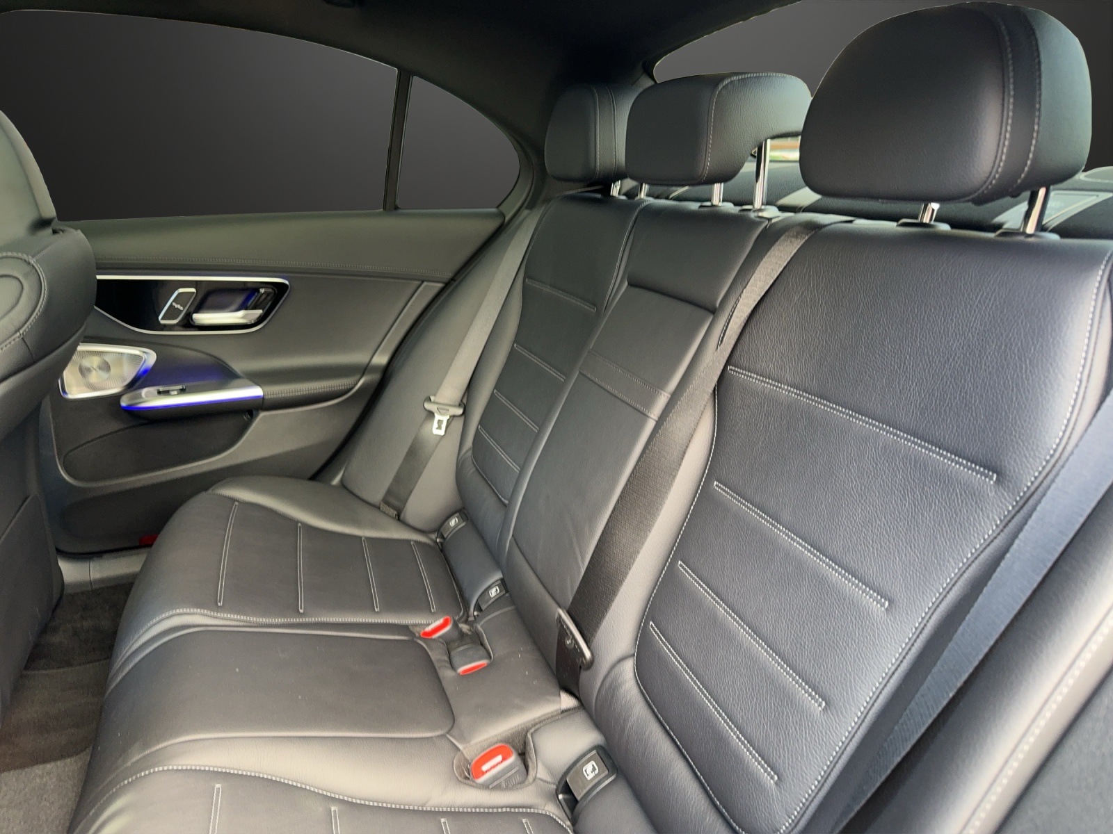 MERCEDES-BENZ C 300 de 4Matic-image-10