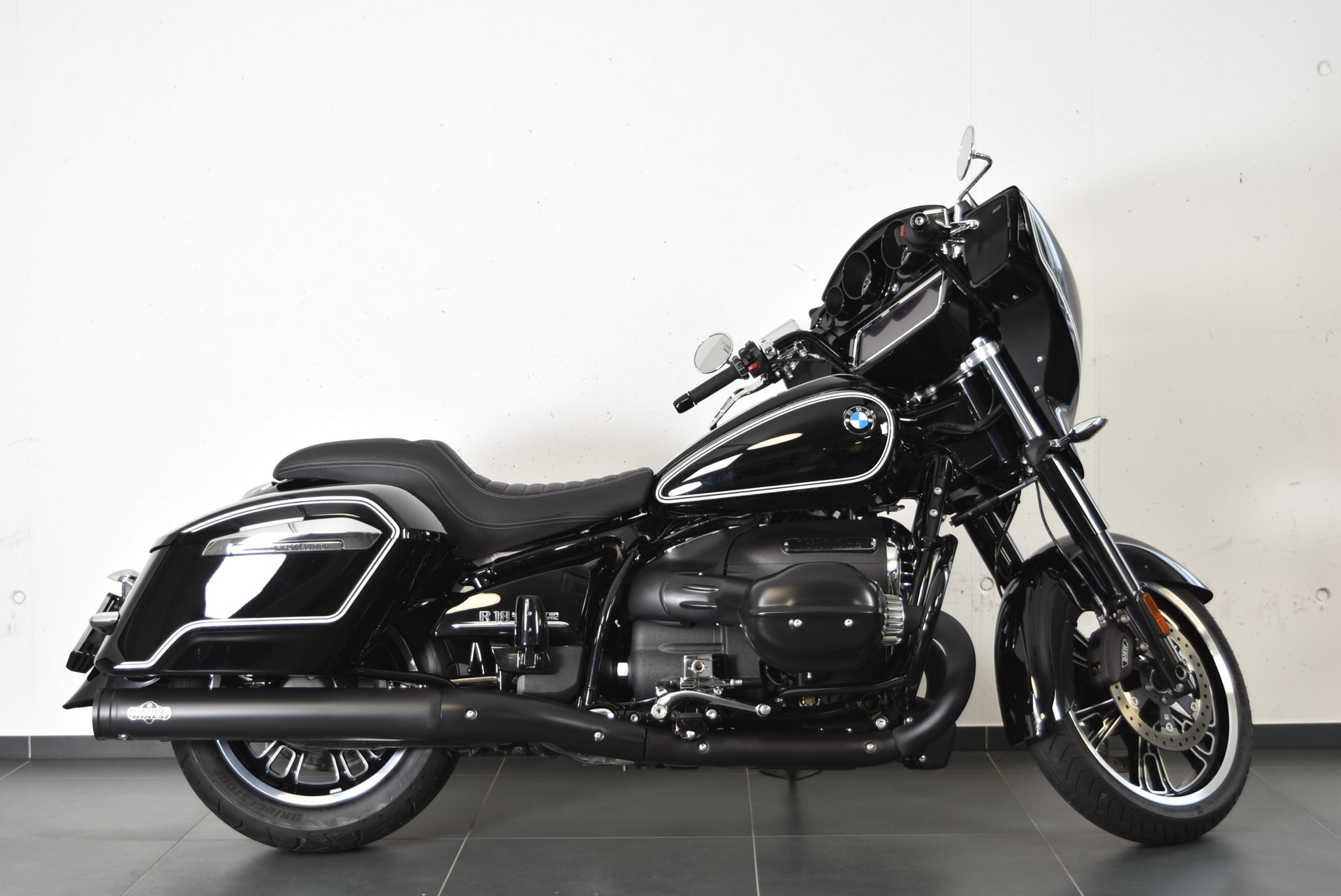 BMW R 18 B-showroom-element-2