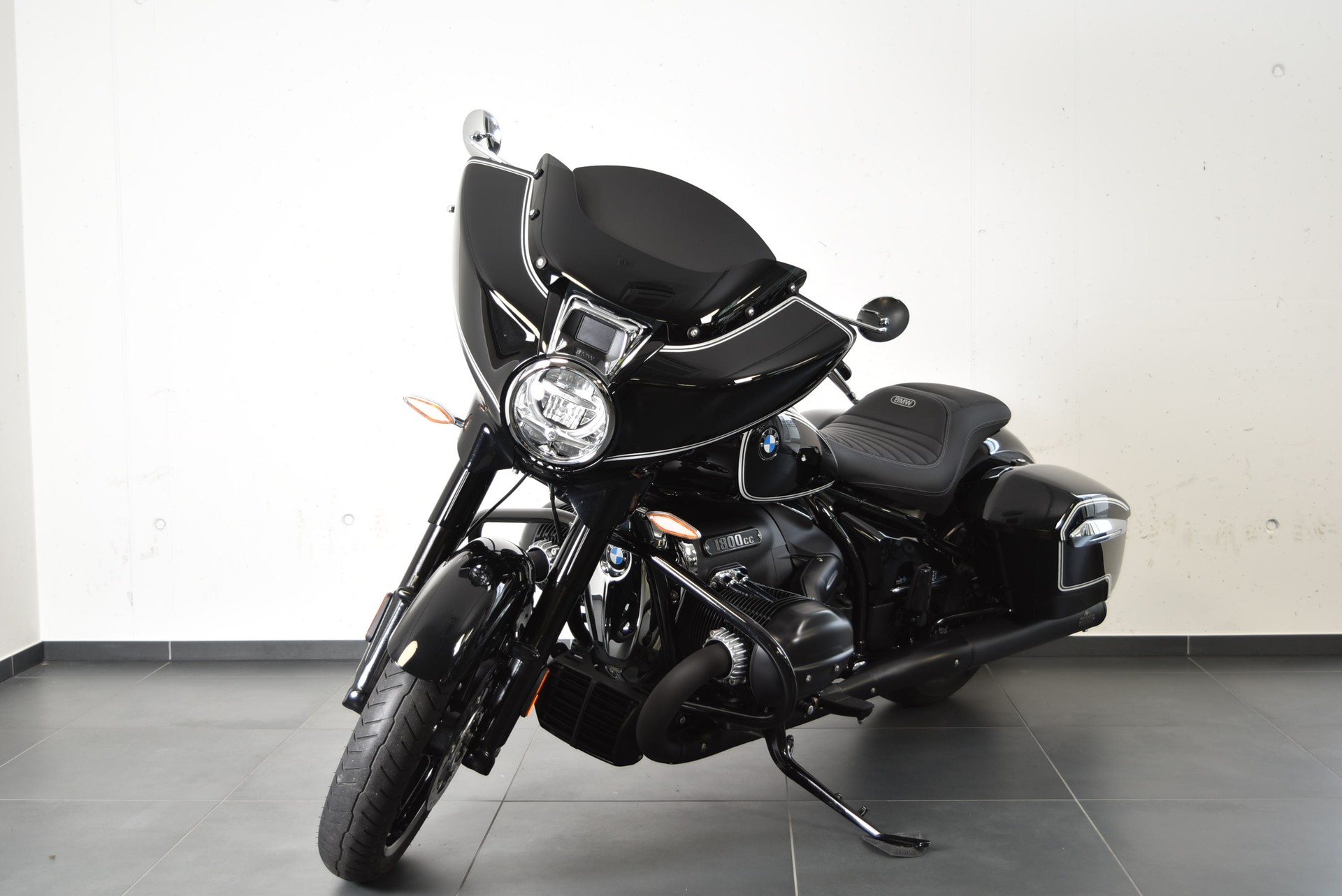 BMW R 18 B-showroom-element-1