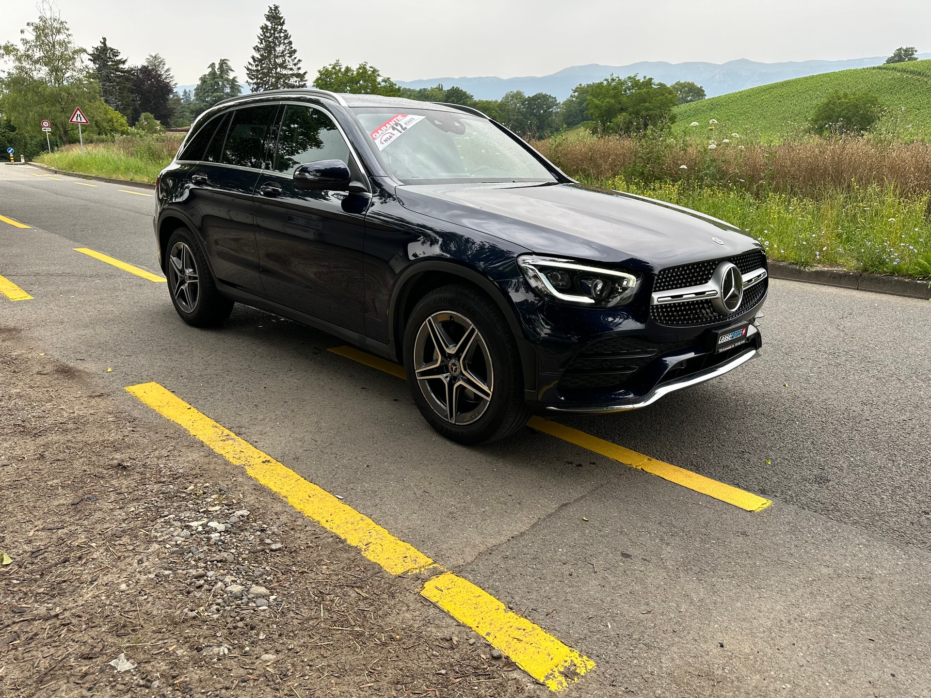 MERCEDES-BENZ GLC 200 AMG Line 4Matic 9G-Tronic-image-1