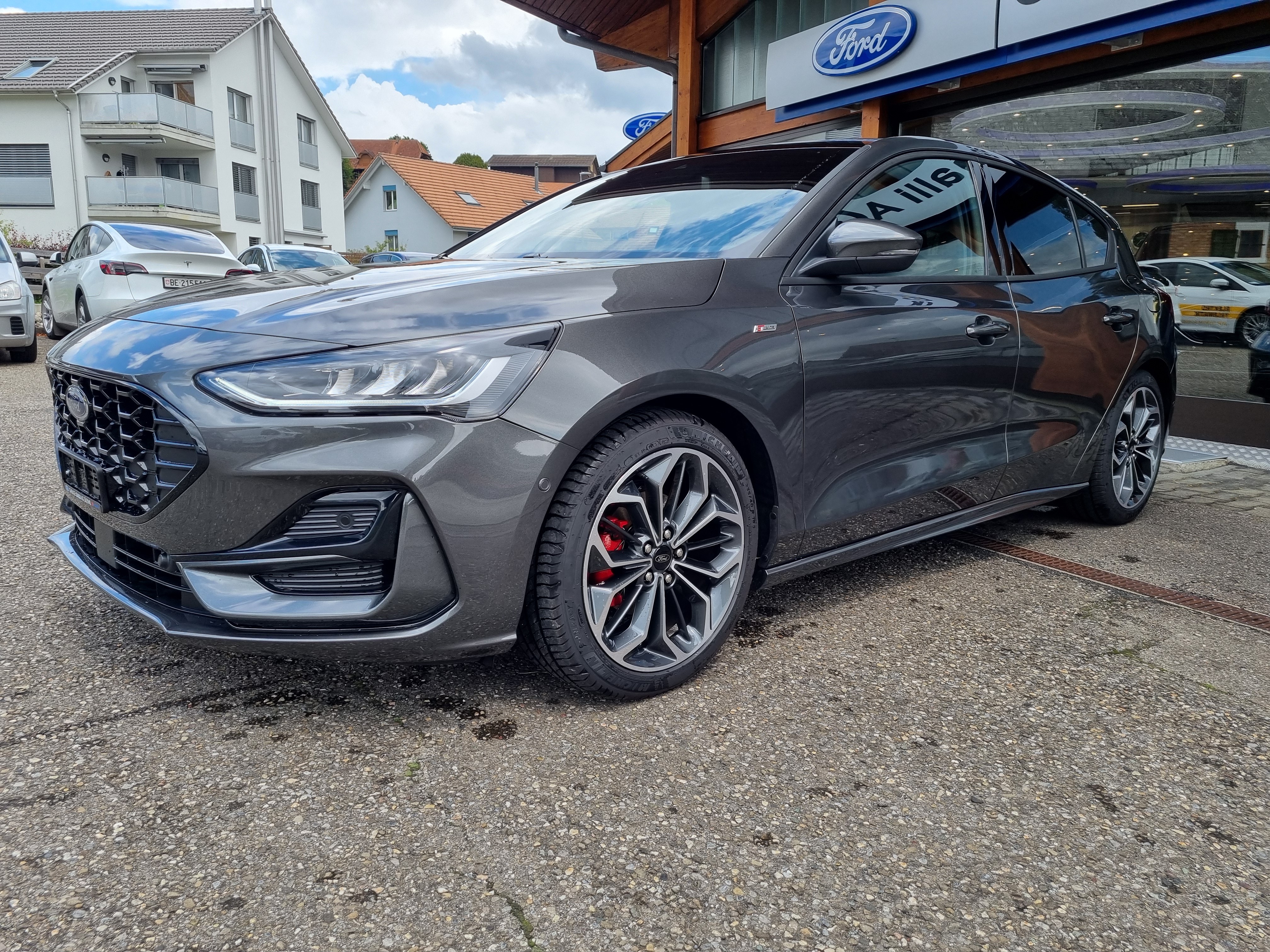 FORD Focus 1.0 MHEV ST-Line X Automat (Limousine) Ford FORD Focus 1.0 MHEV ST-Line X Automat (Limousine)