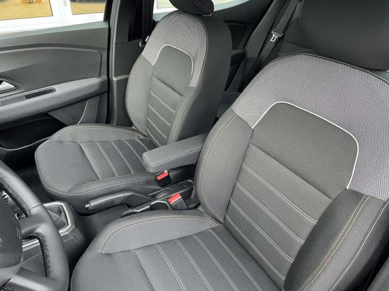 DACIA Sandero STEPWAY EXPRESSION TCe 110-image-4