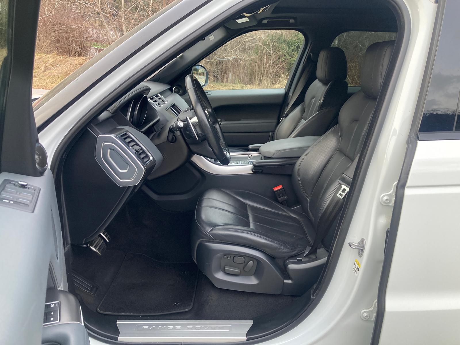 LAND ROVER Range Rover Sport 3.0 SDV6 HSE Dynamic Automatic *ZAHNRIEMEN ERSETZT*FRISCH AB MFK*22" ZOLL ALU 8 FACH*-image-13