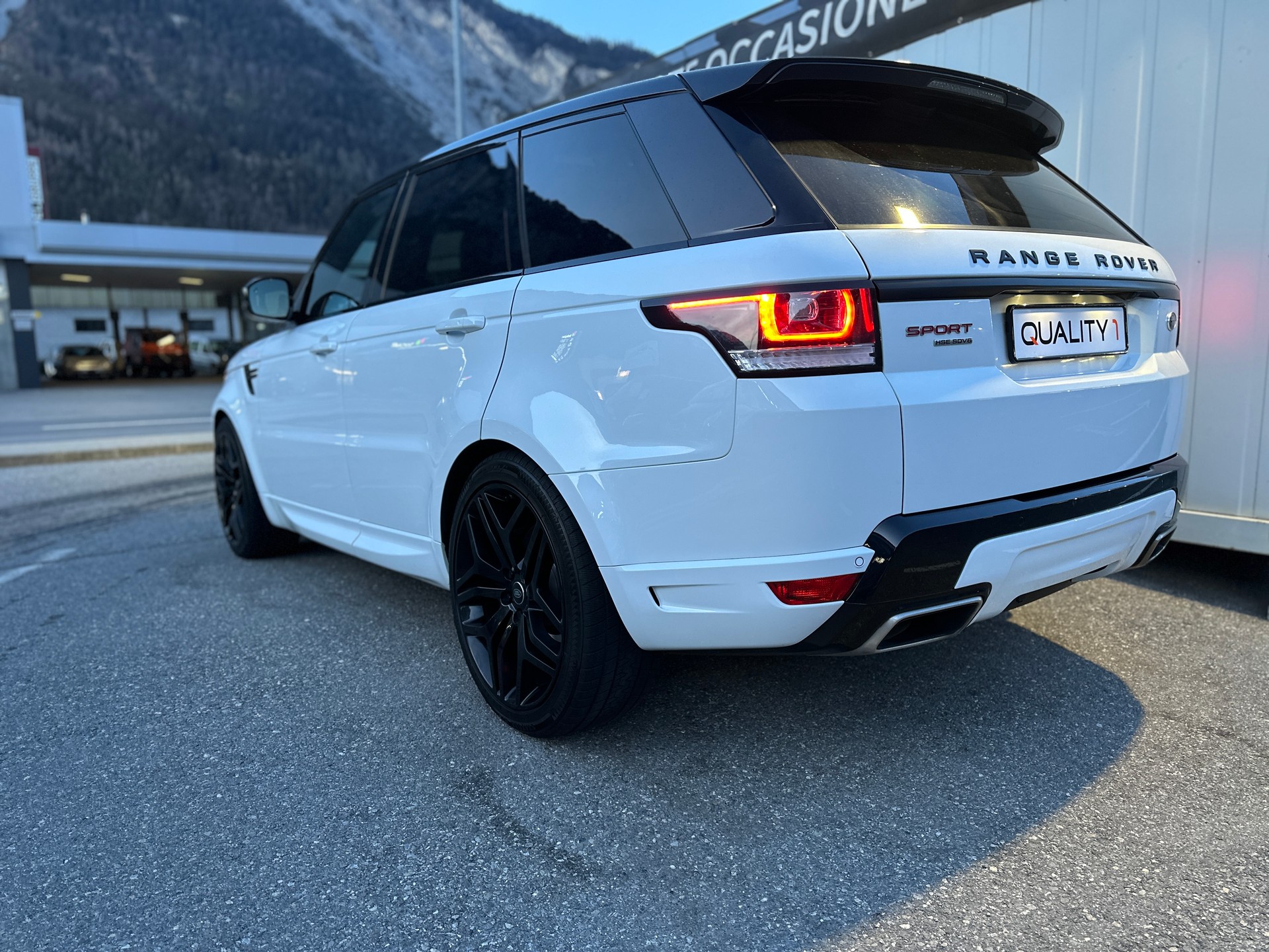 LAND ROVER Range Rover Sport 3.0 SDV6 HSE Dynamic Automatic *ZAHNRIEMEN ERSETZT*FRISCH AB MFK*22" ZOLL ALU 8 FACH*-image-7