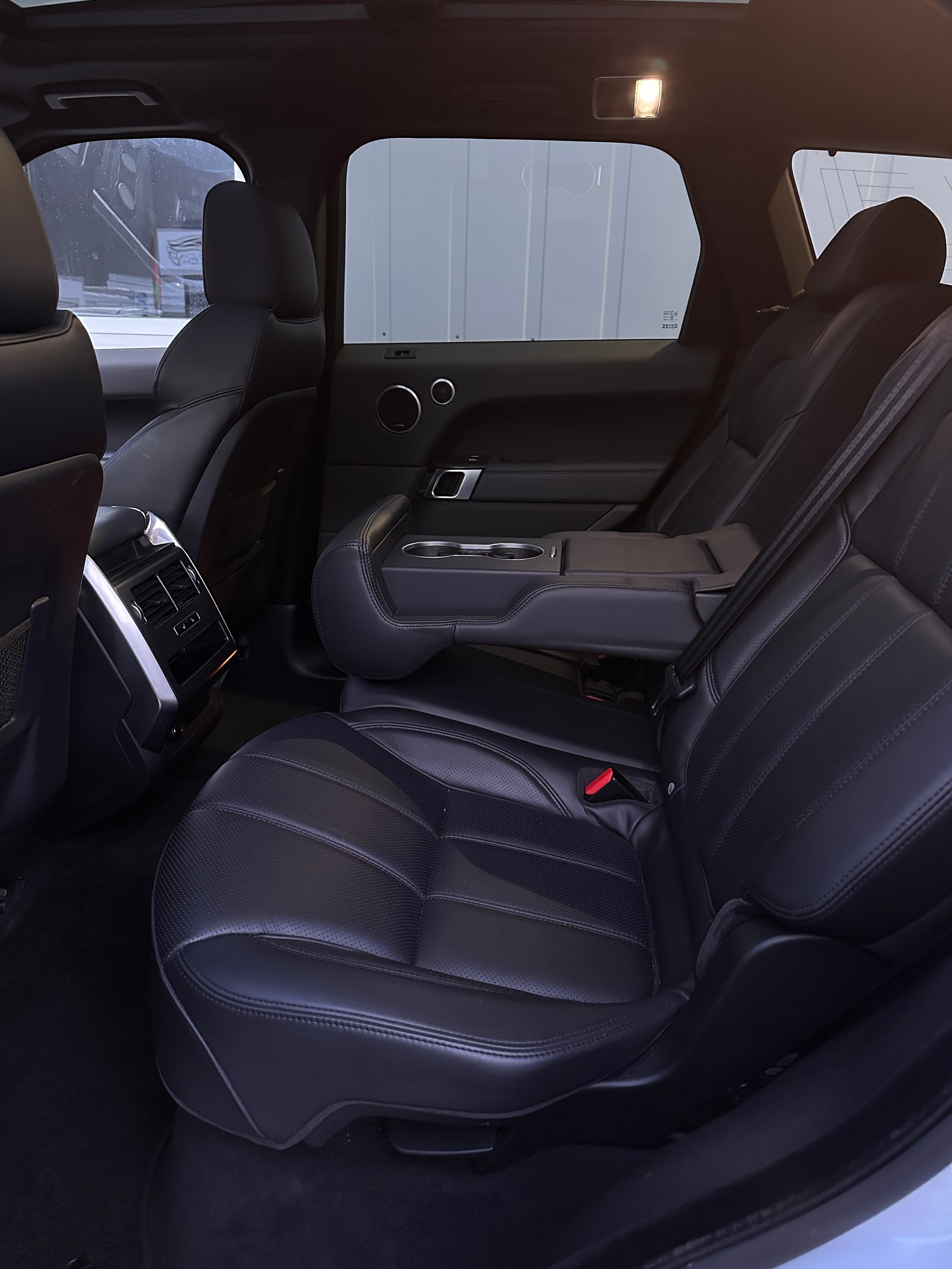 LAND ROVER Range Rover Sport 3.0 SDV6 HSE Dynamic Automatic *ZAHNRIEMEN ERSETZT*FRISCH AB MFK*22" ZOLL ALU 8 FACH*-image-16