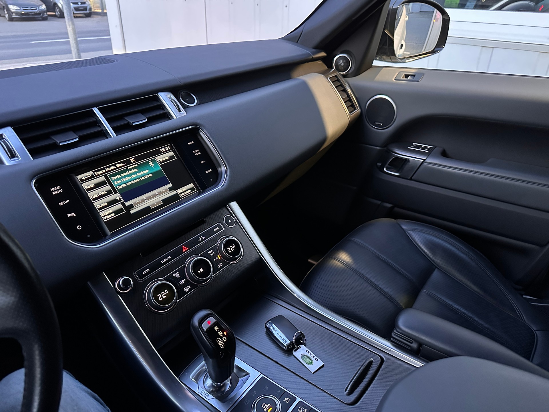 LAND ROVER Range Rover Sport 3.0 SDV6 HSE Dynamic Automatic *ZAHNRIEMEN ERSETZT*FRISCH AB MFK*22" ZOLL ALU 8 FACH*-image-15