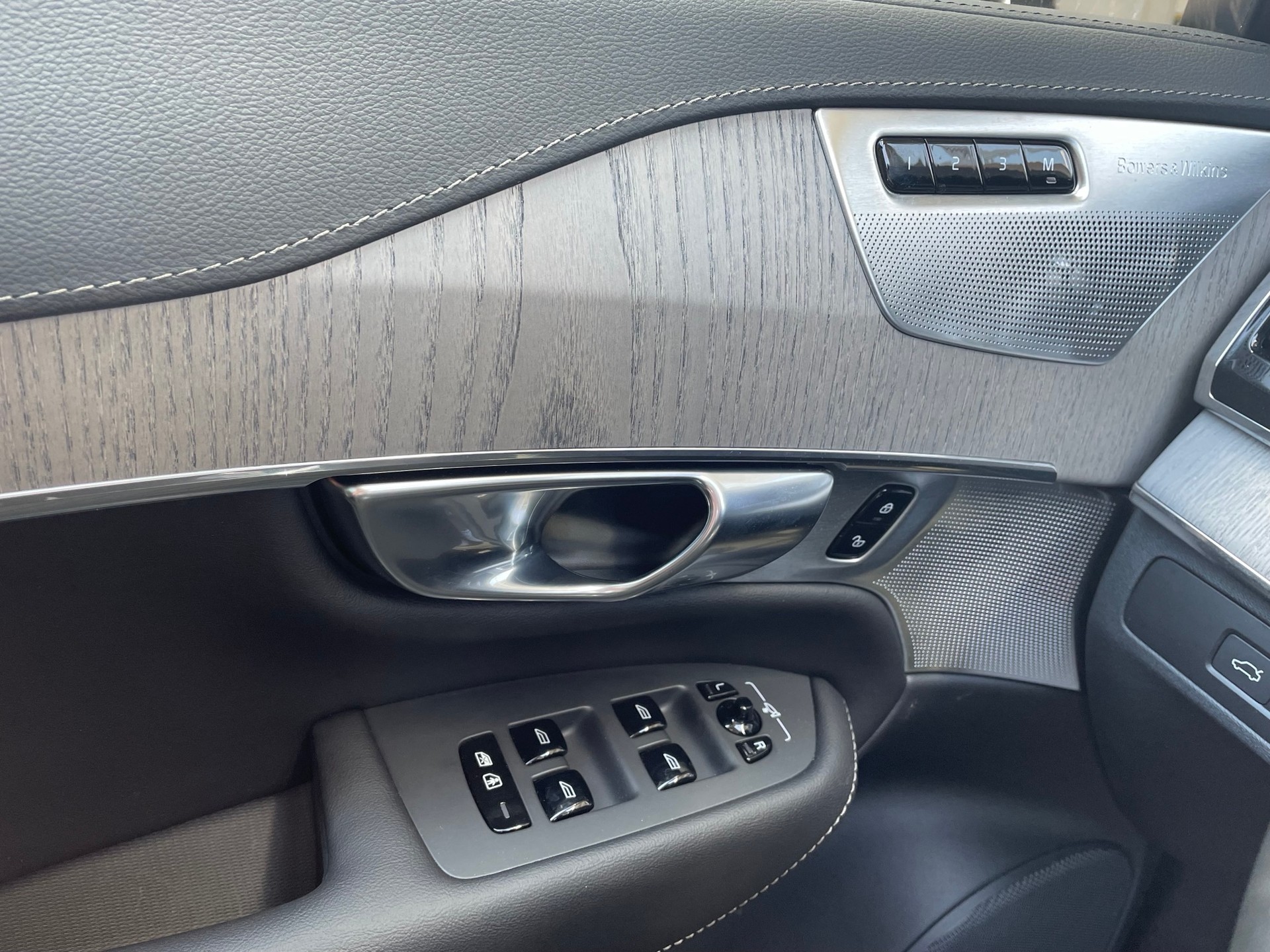 VOLVO XC90 2.0 T8 TE Ultra Dark 7P.-image-13