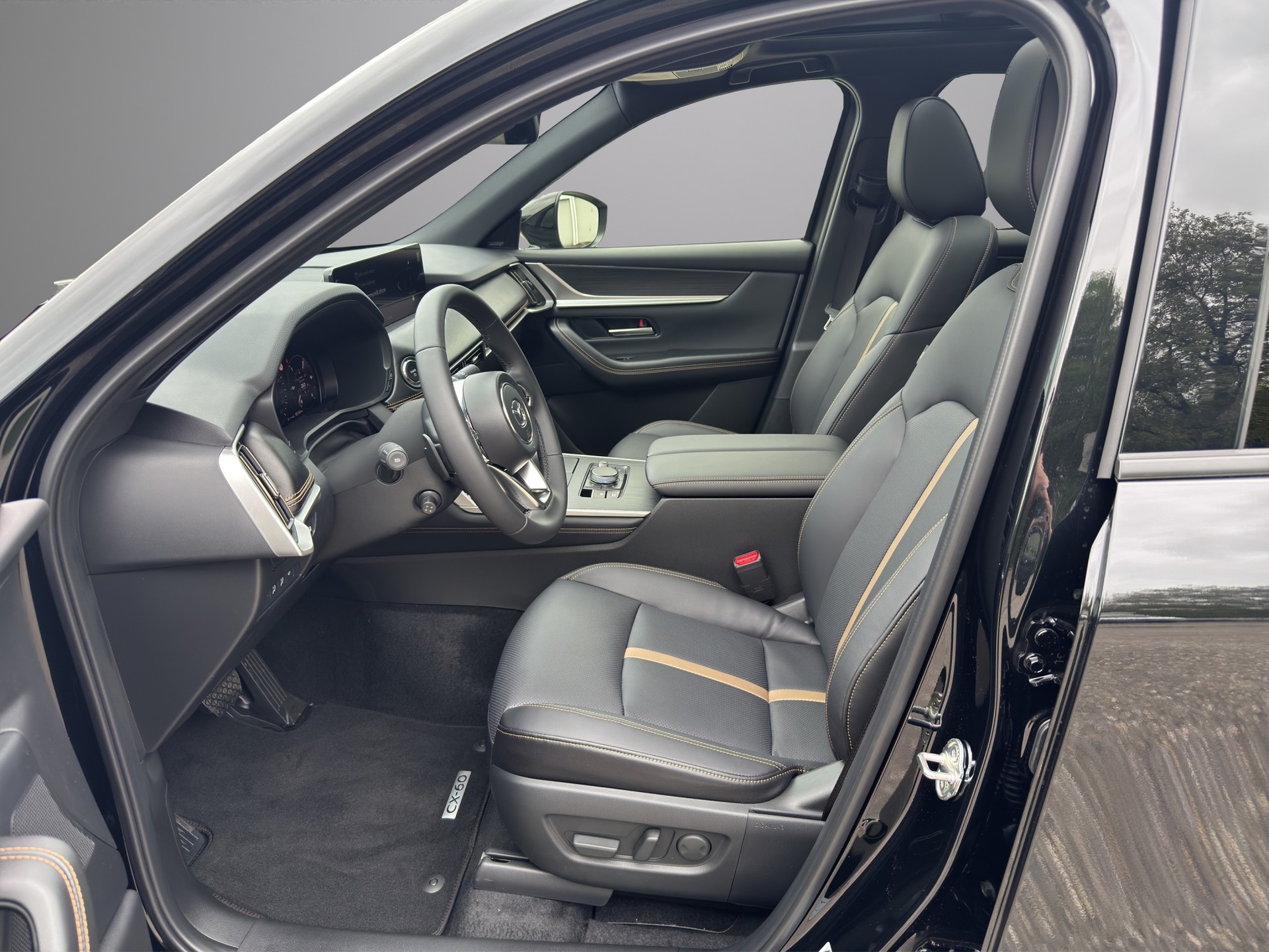 MAZDA CX-60 e-Skyactiv PHEV 327 AWD Homura Plus-image-8