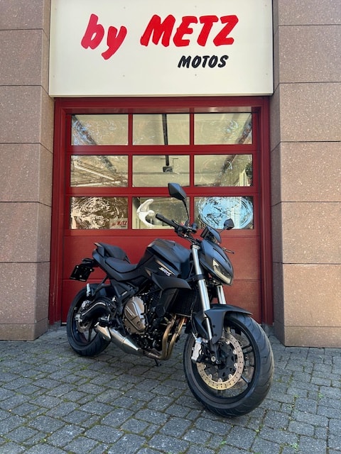 QJ SRK700