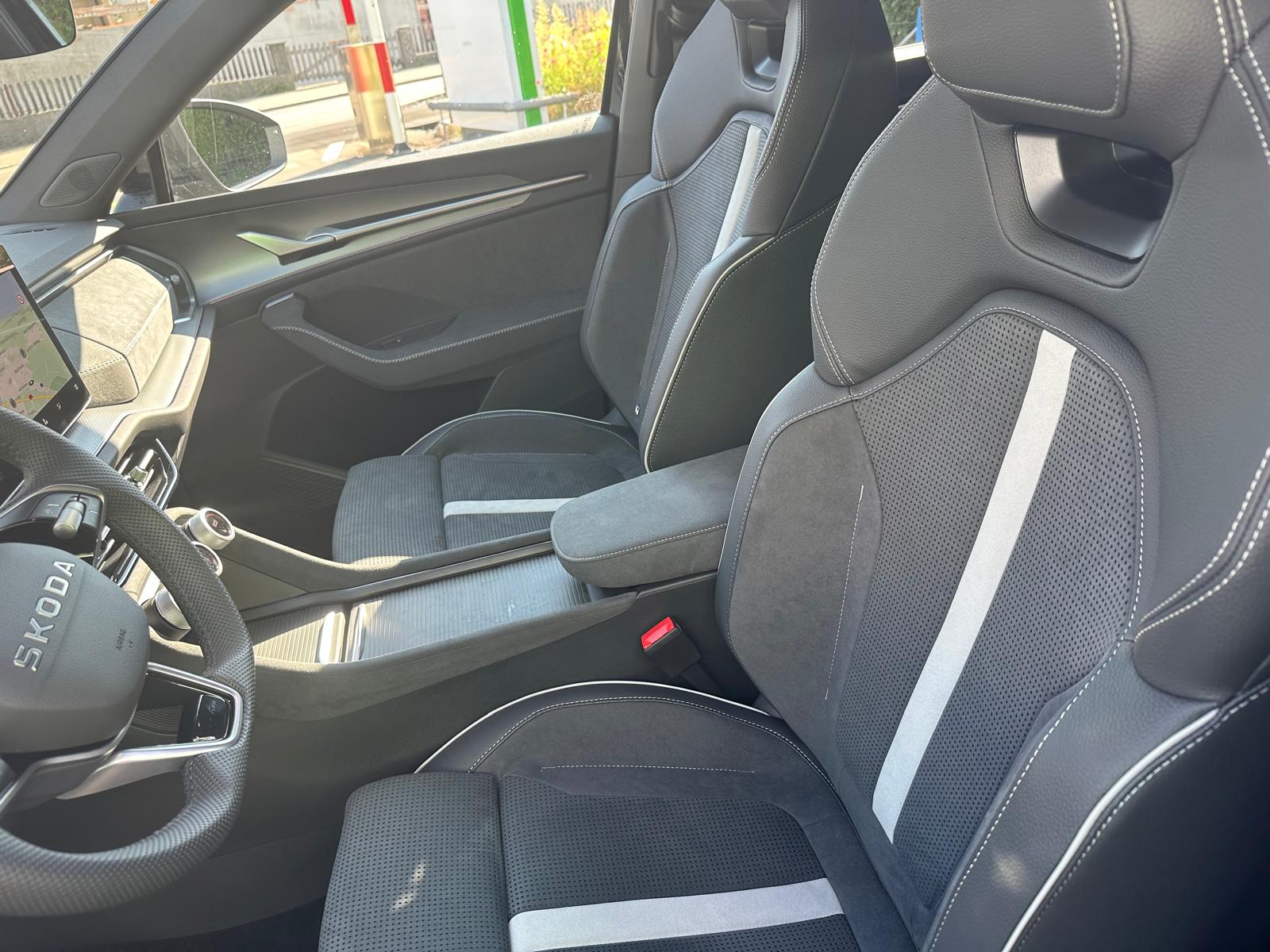 SKODA Kodiaq 1.5 TSI PHEV Sportline-image-11