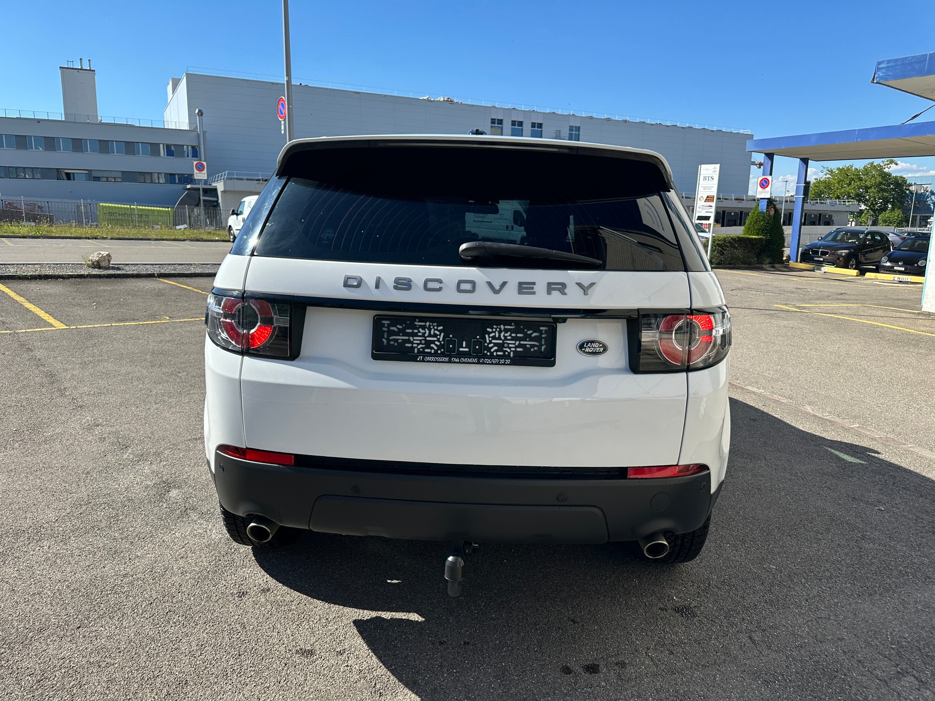 LAND ROVER Discovery Sport 2.0 eD4 HSE FWD-image-4