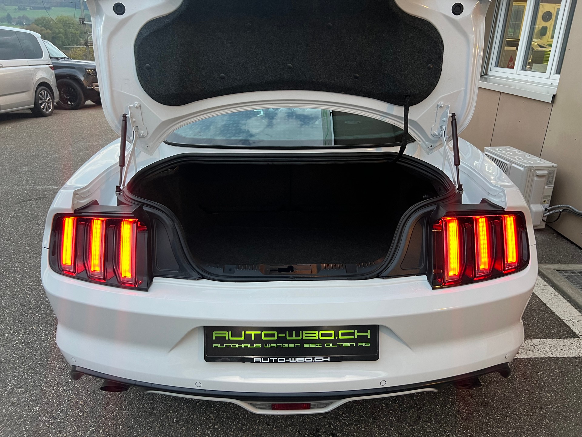 FORD Mustang Fastback 2.3-image-21