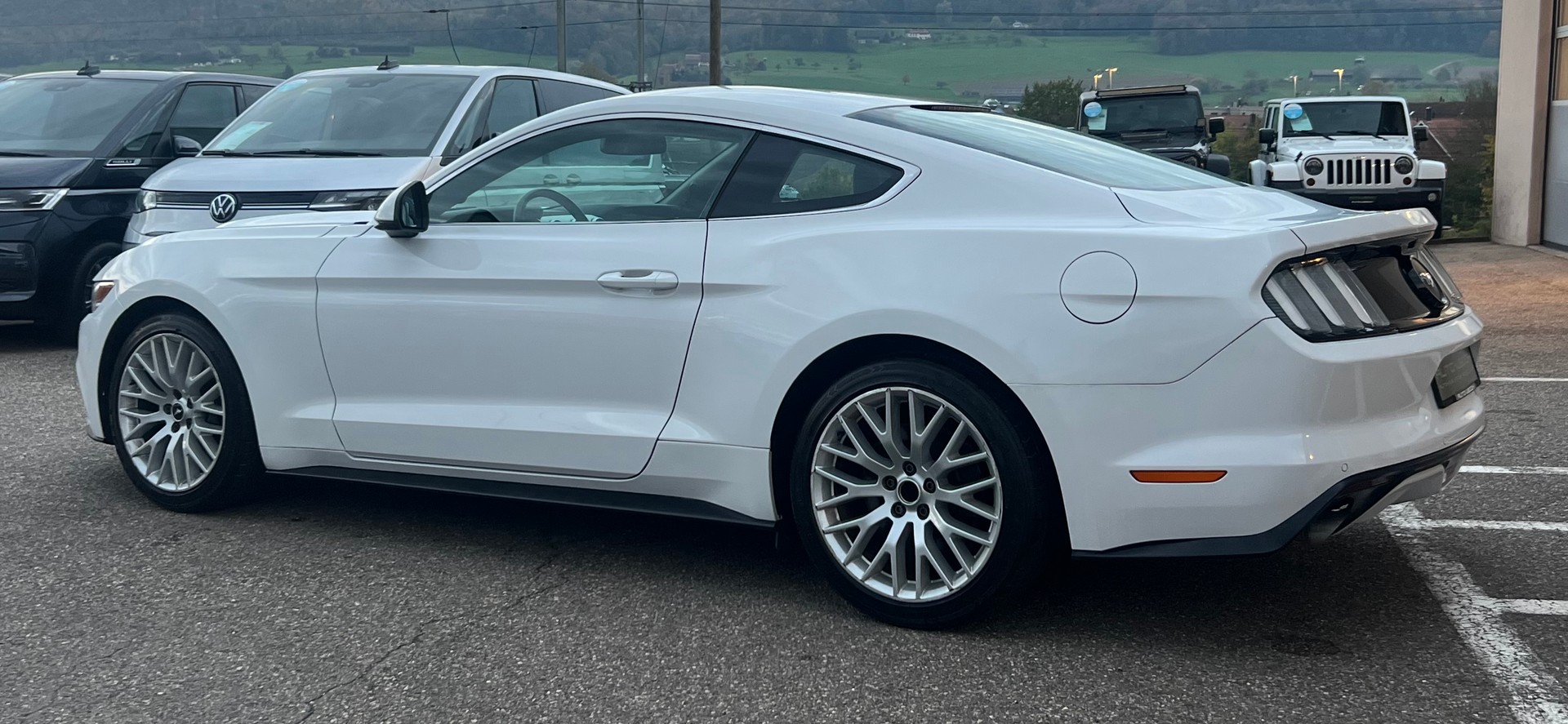 FORD Mustang Fastback 2.3-image-6