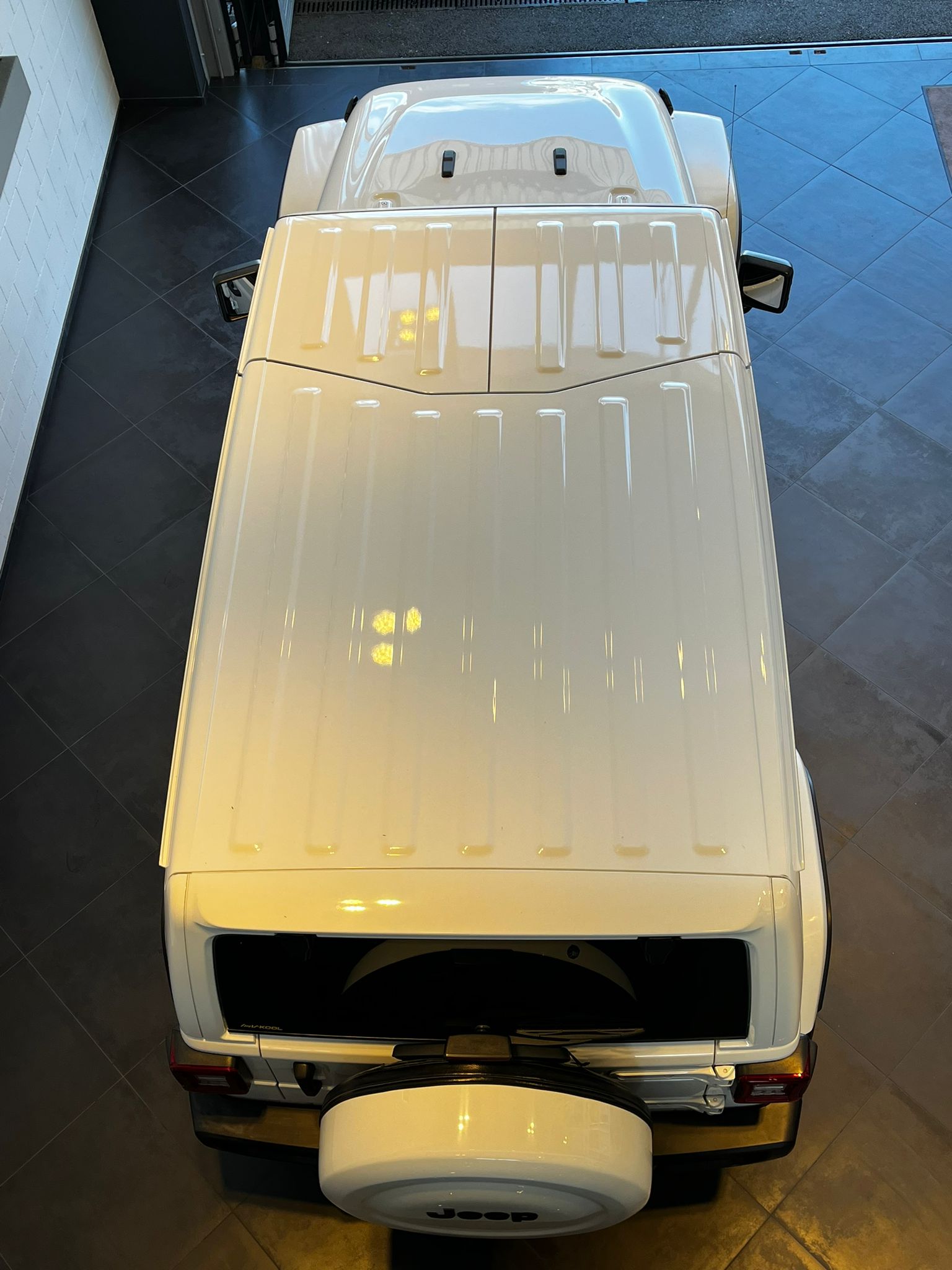 JEEP Sahara-image-10