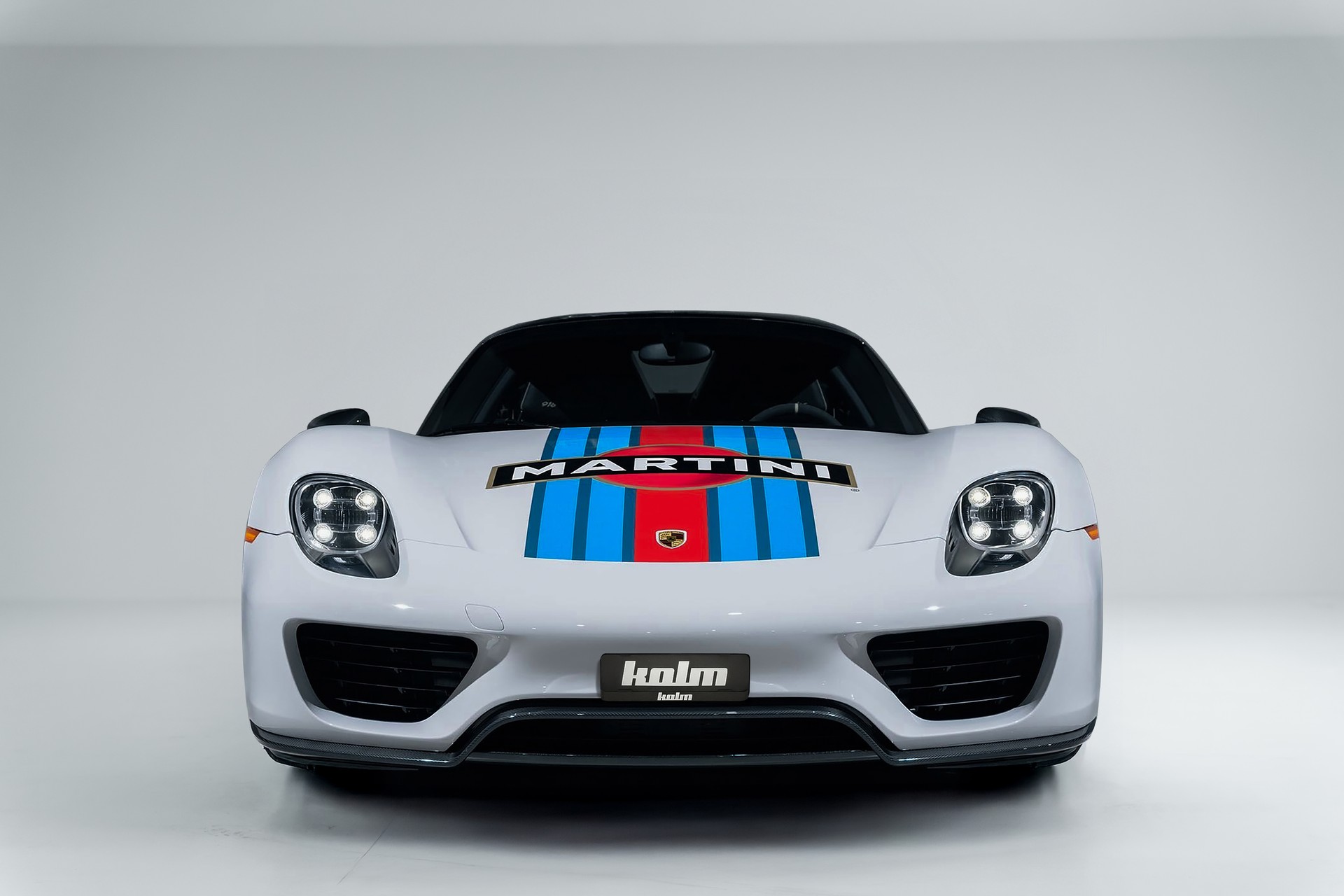 PORSCHE 918-image-1