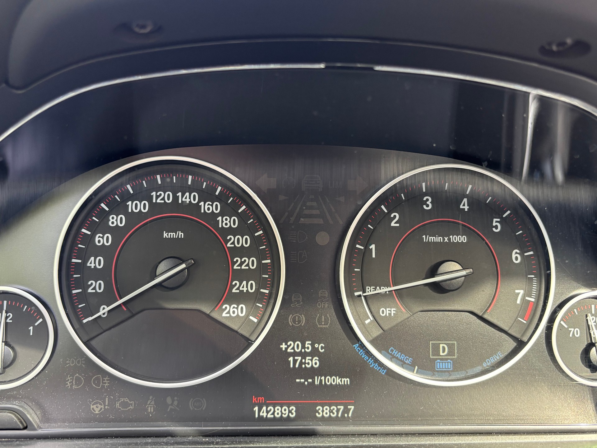 BMW ActiveHybrid 3 Sport Line Steptronic-image-10
