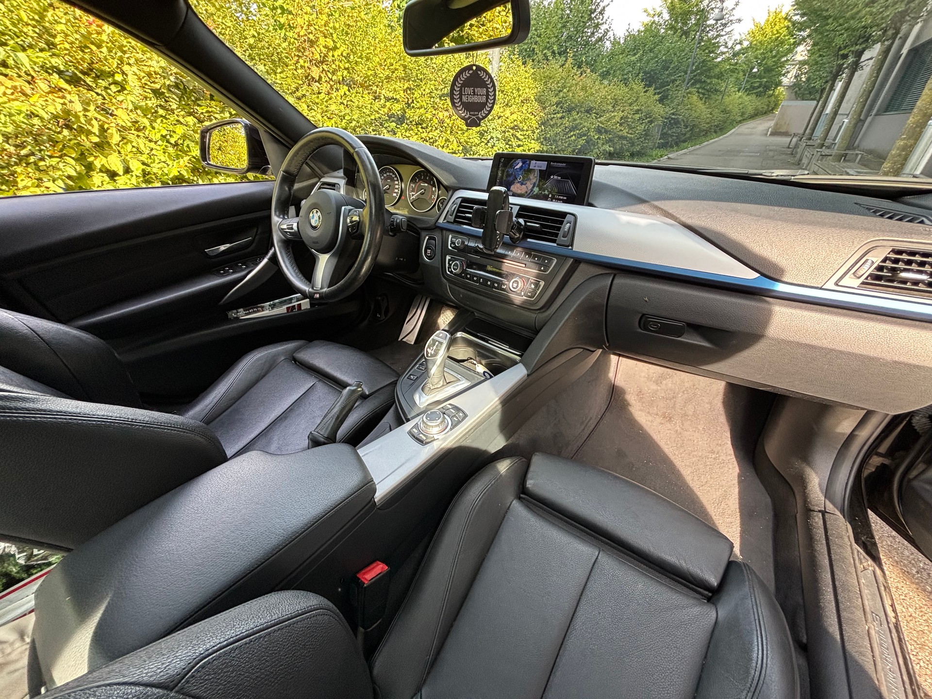 BMW ActiveHybrid 3 Sport Line Steptronic-image-7