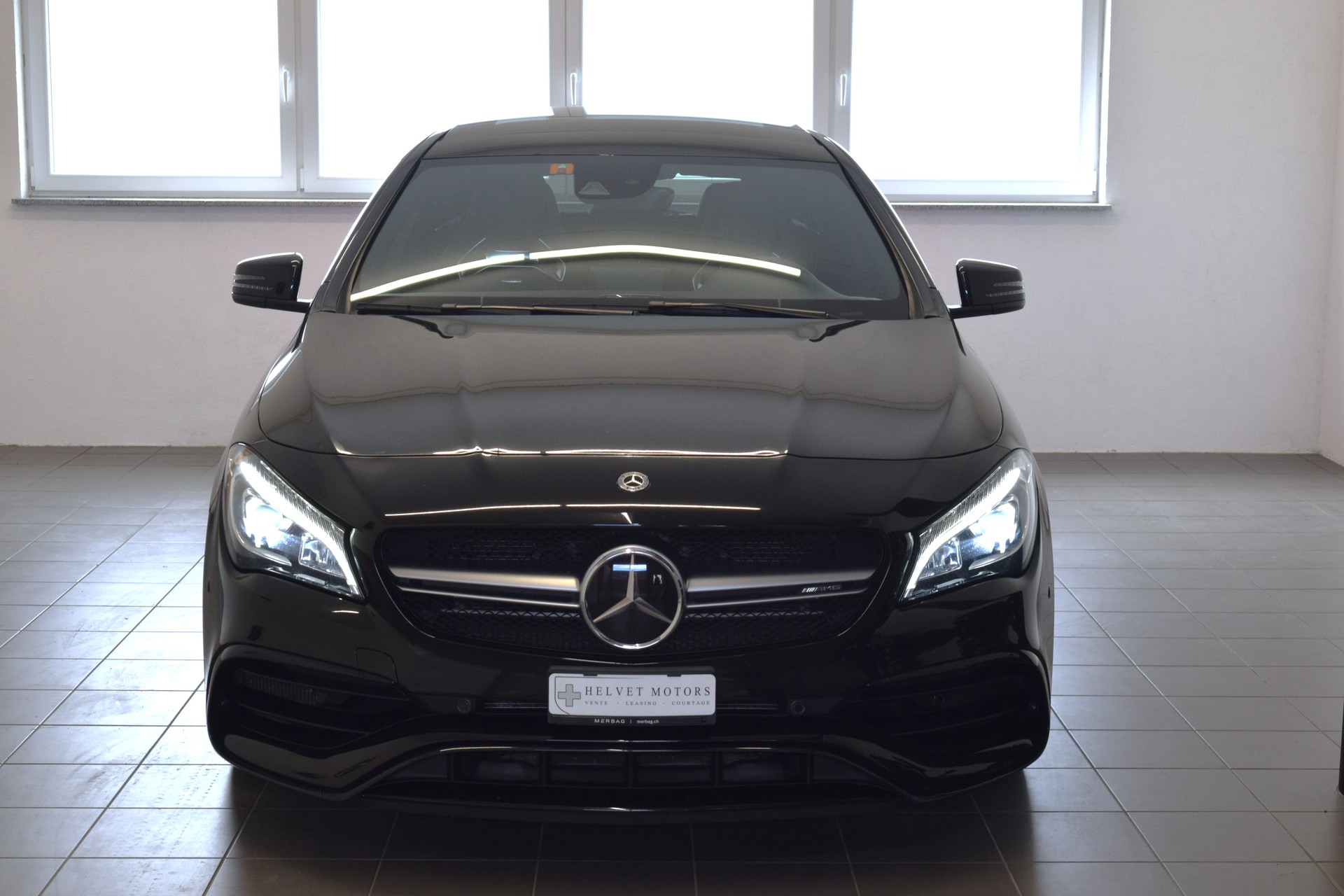 MERCEDES-BENZ CLA Shooting Brake 45 AMG 4Matic Speedshift-image-1