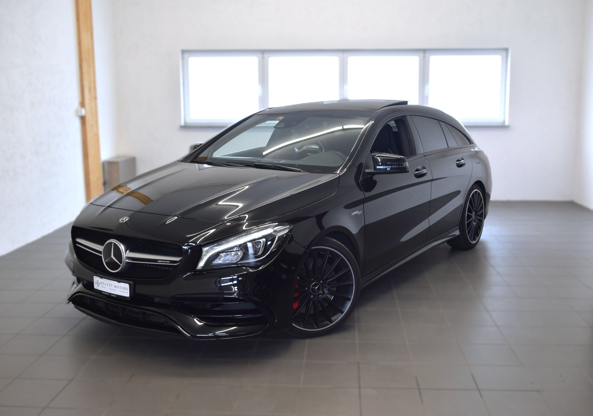MERCEDES-BENZ CLA Shooting Brake 45 AMG 4Matic Speedshift