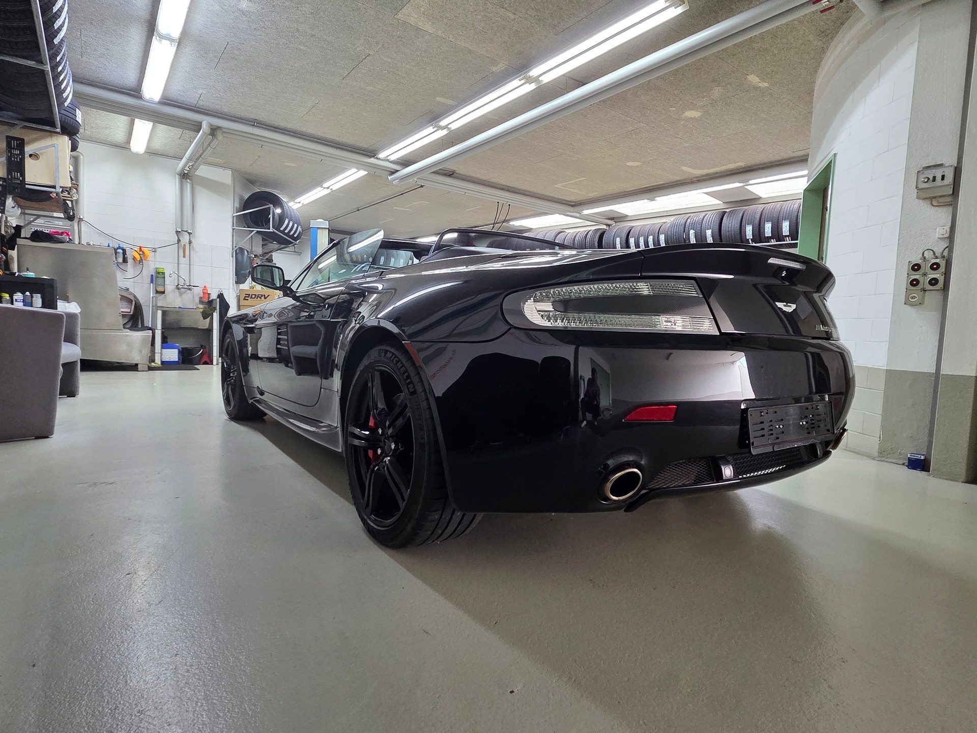 ASTON MARTIN N400 Nürburgring Edition Nr. 131 von 240-image-3