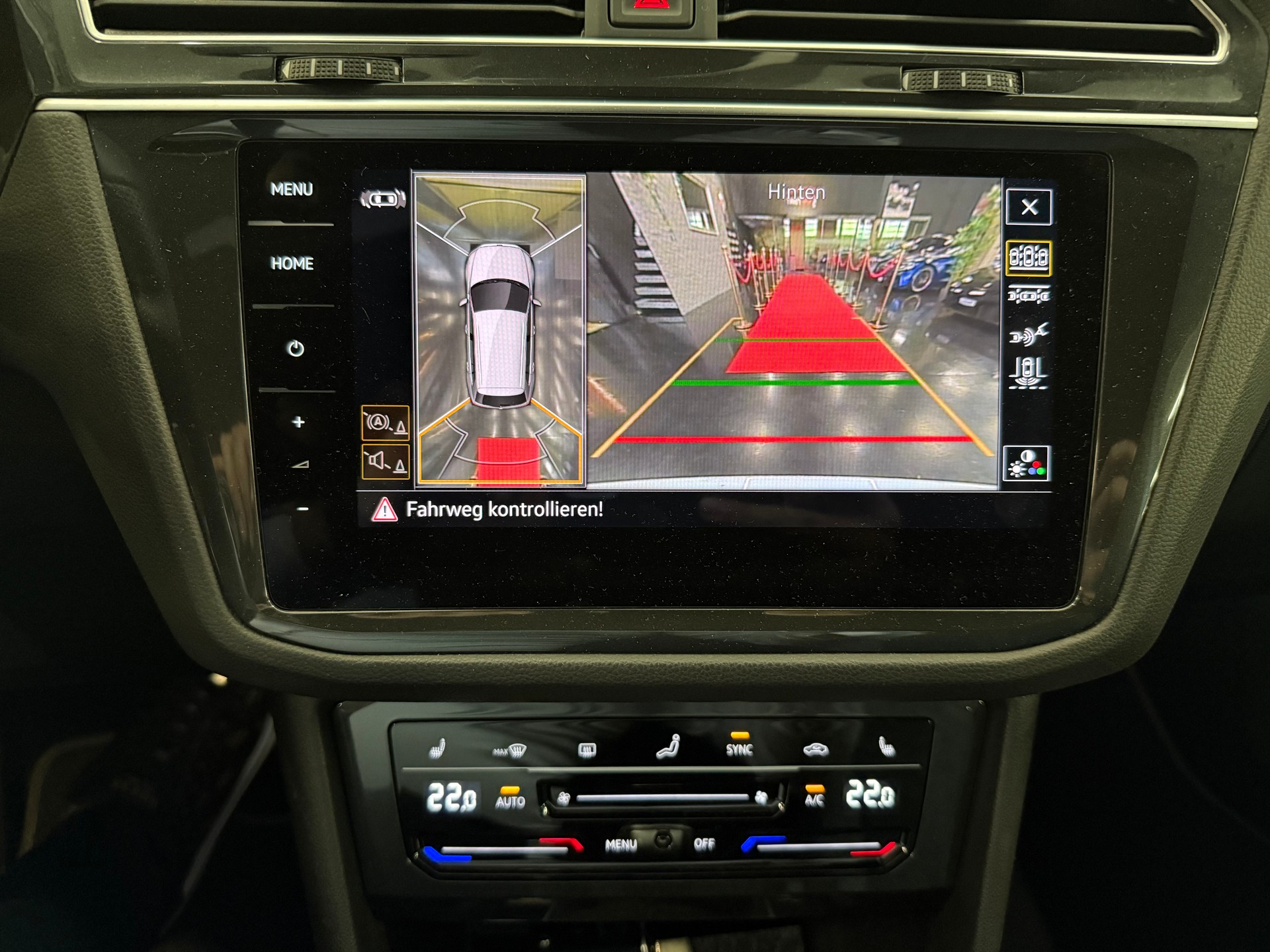 VW Tiguan 2.0 TDI SCR R-Line 4Motion DSG-image-17