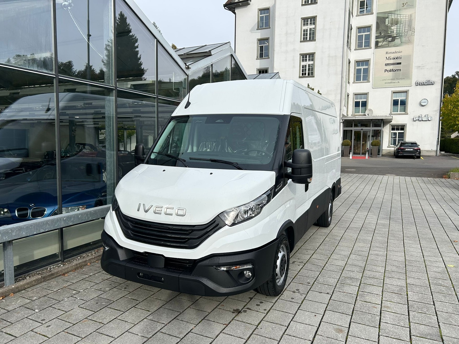 IVECO 35 S 16 A8 V 3520L H2-showroom-element-1